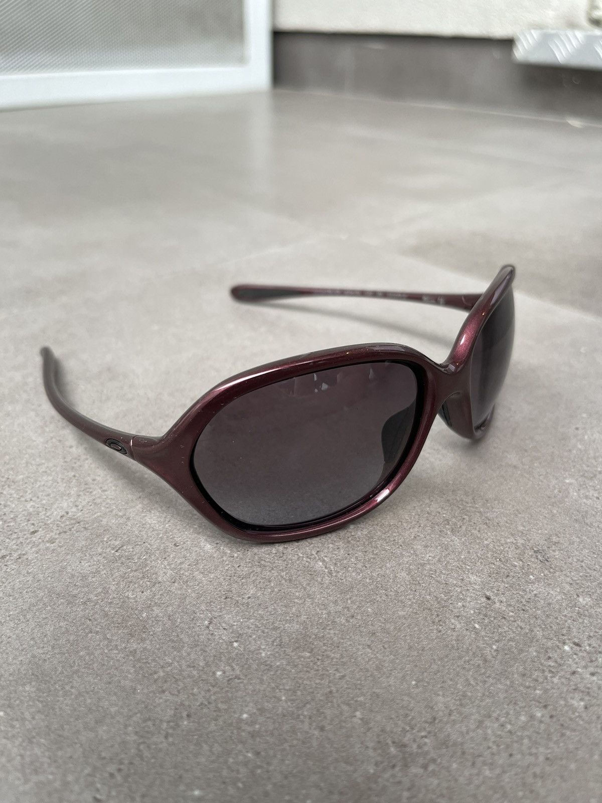 Oakley Oakley OO9176-03 "Warm Up" Cherry Sunglasses Size ONE SIZE - 4 Thumbnail