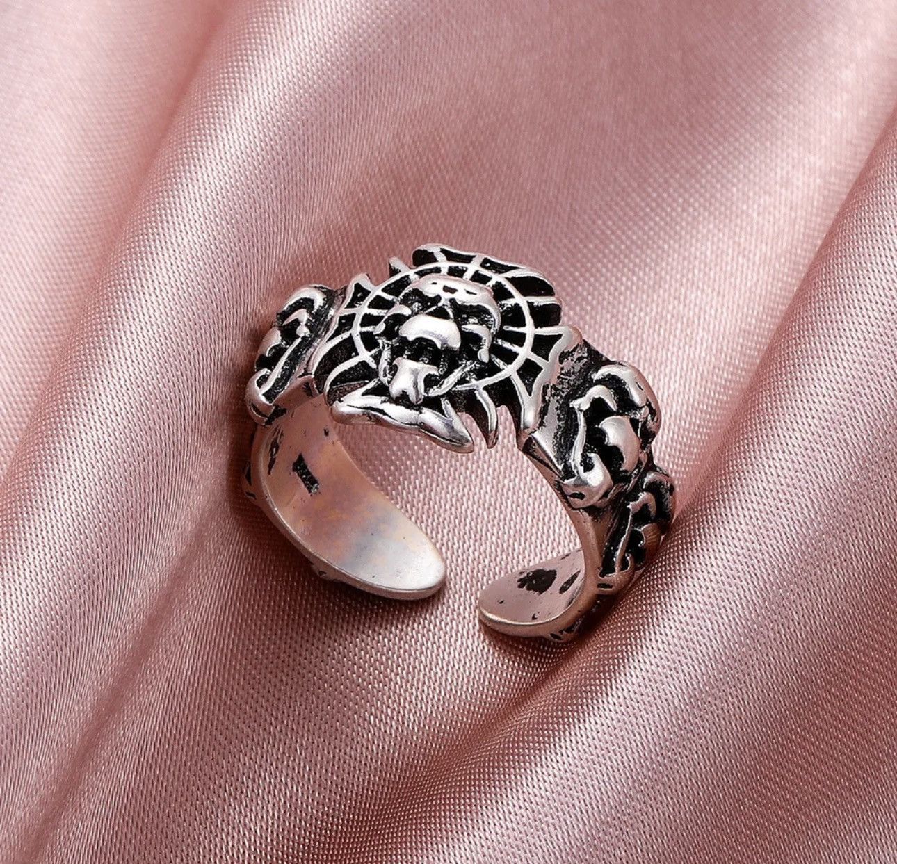 Other Mini Skulls Adjustable Punk Gothic Retro Unisex Ring Size ONE SIZE - 4 Thumbnail
