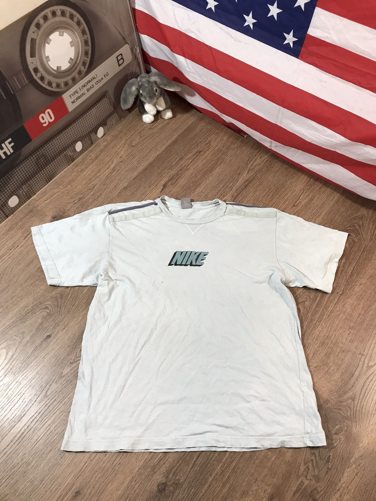 Vintage Vintage distressed Nike t shirt 90s Size US XL / EU 56 / 4 - 1 Thumbnail