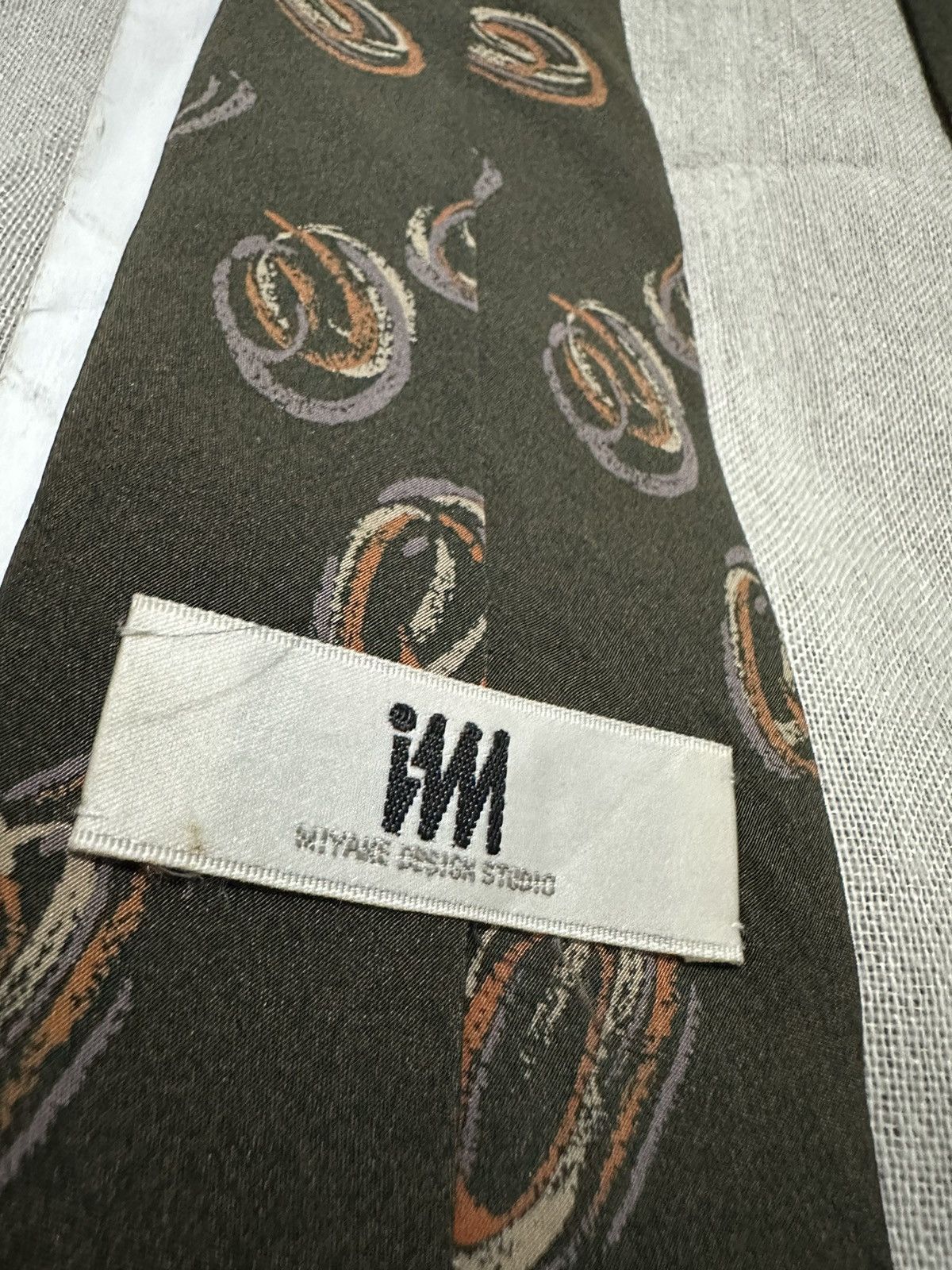 Issey Miyake Vintage Issey Miyake Nice Art Tie Size ONE SIZE - 1 Thumbnail