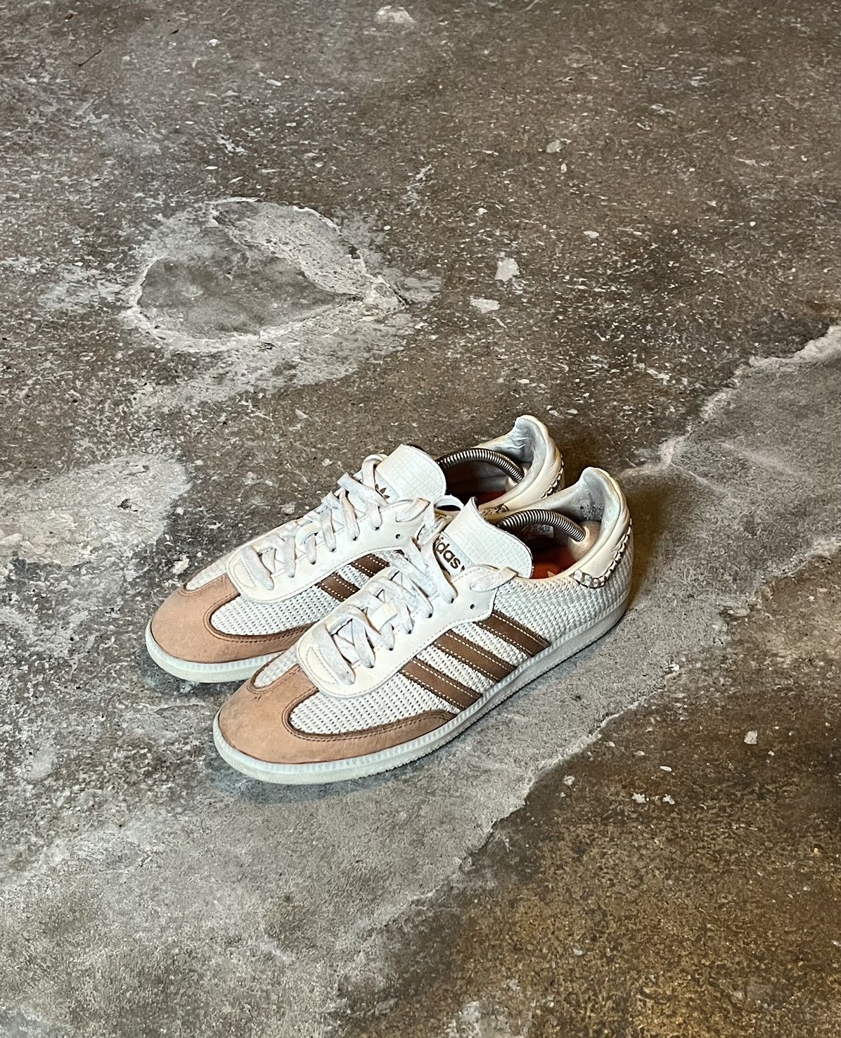 adidas gazelle silver green womens Wales Bonner x Adidas Samba OG 'Studded Pack' – Classic Elegance Meets  Modern Edge main image 0