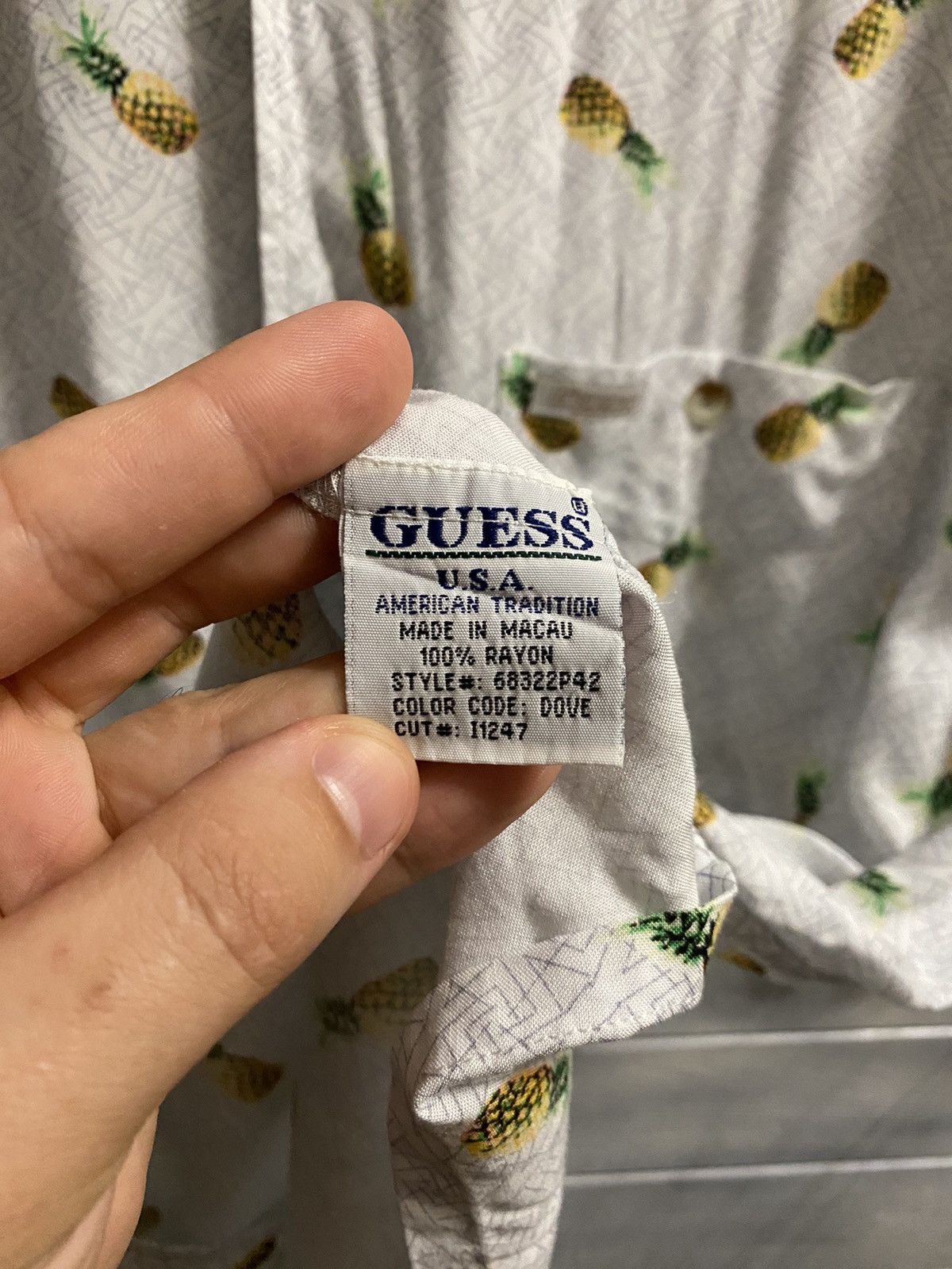 Guess Rare Vintage Shirt GUESS USA Hawaii Pineapple Shirt. Size US XL / EU 56 / 4 - 4 Thumbnail