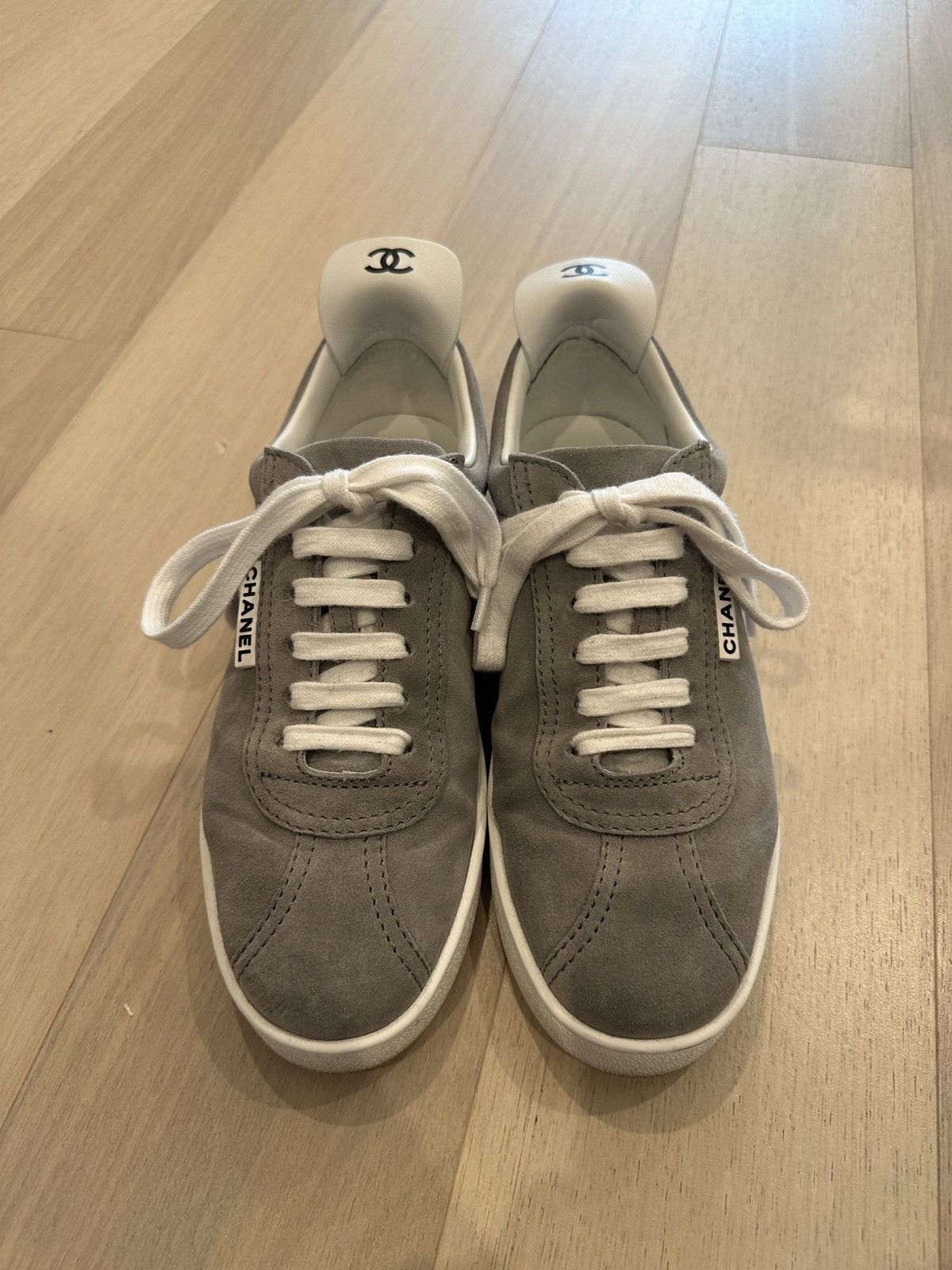 Chanel Chanel Sneakers Grey Suede Size US 7 / EU 40 - 2 Thumbnail