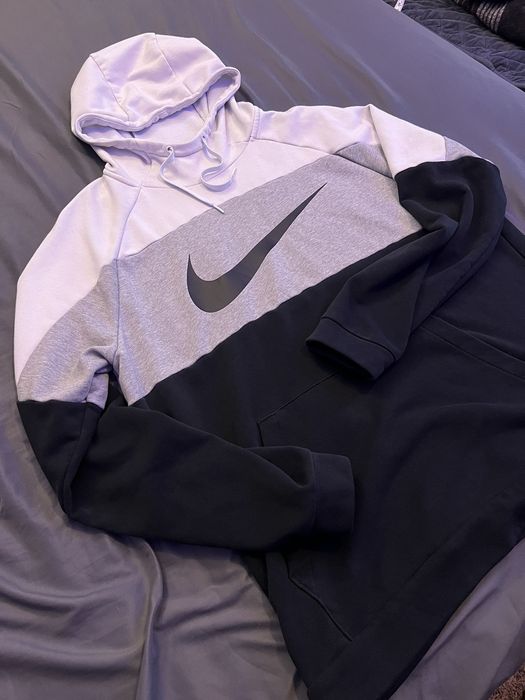 Nike tri color outlet hoodie