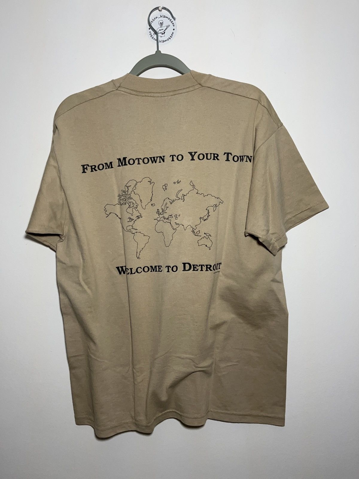 Vintage 90s script vintage t-shirt keep the music alive Size US L / EU 52-54 / 3 - 2 Thumbnail