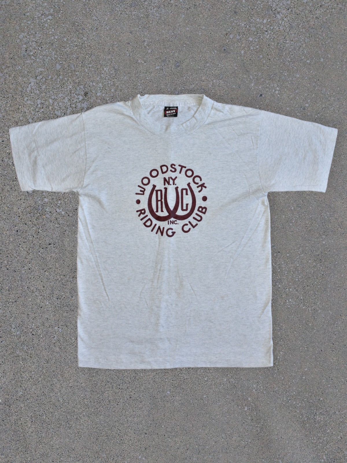 Vintage Vintage 90s Woodstock NY Riding Club T-Shirt (M) Size US M / EU 48-50 / 2 - 1 Thumbnail
