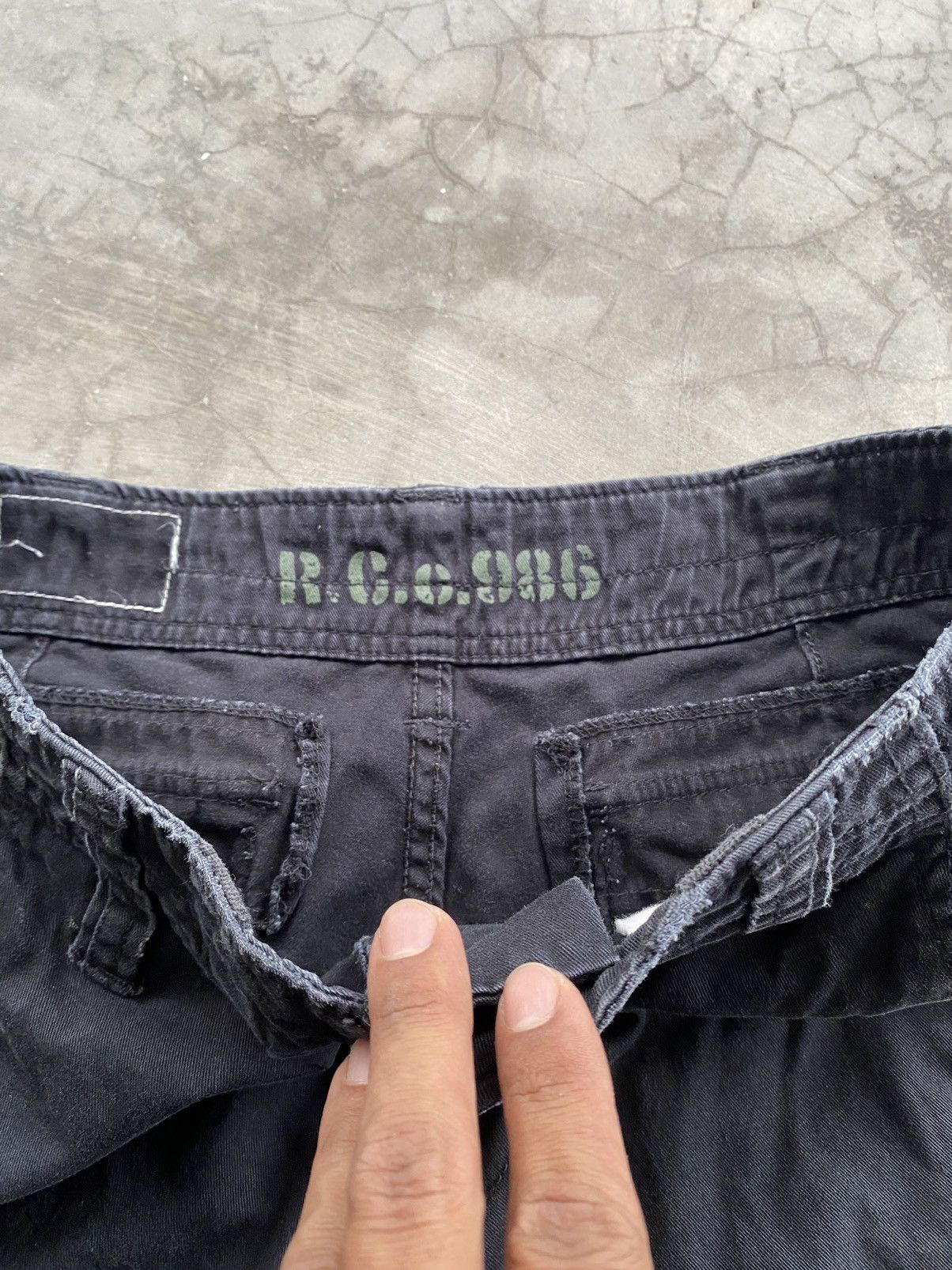 If Six Was Nine × Japanese Brand × Le Grande Bleu (L.G.B.) Baggy Jeans Japanese R.C.c 986 Cargo Bondage Size US 30 / EU 46 - 4 Thumbnail