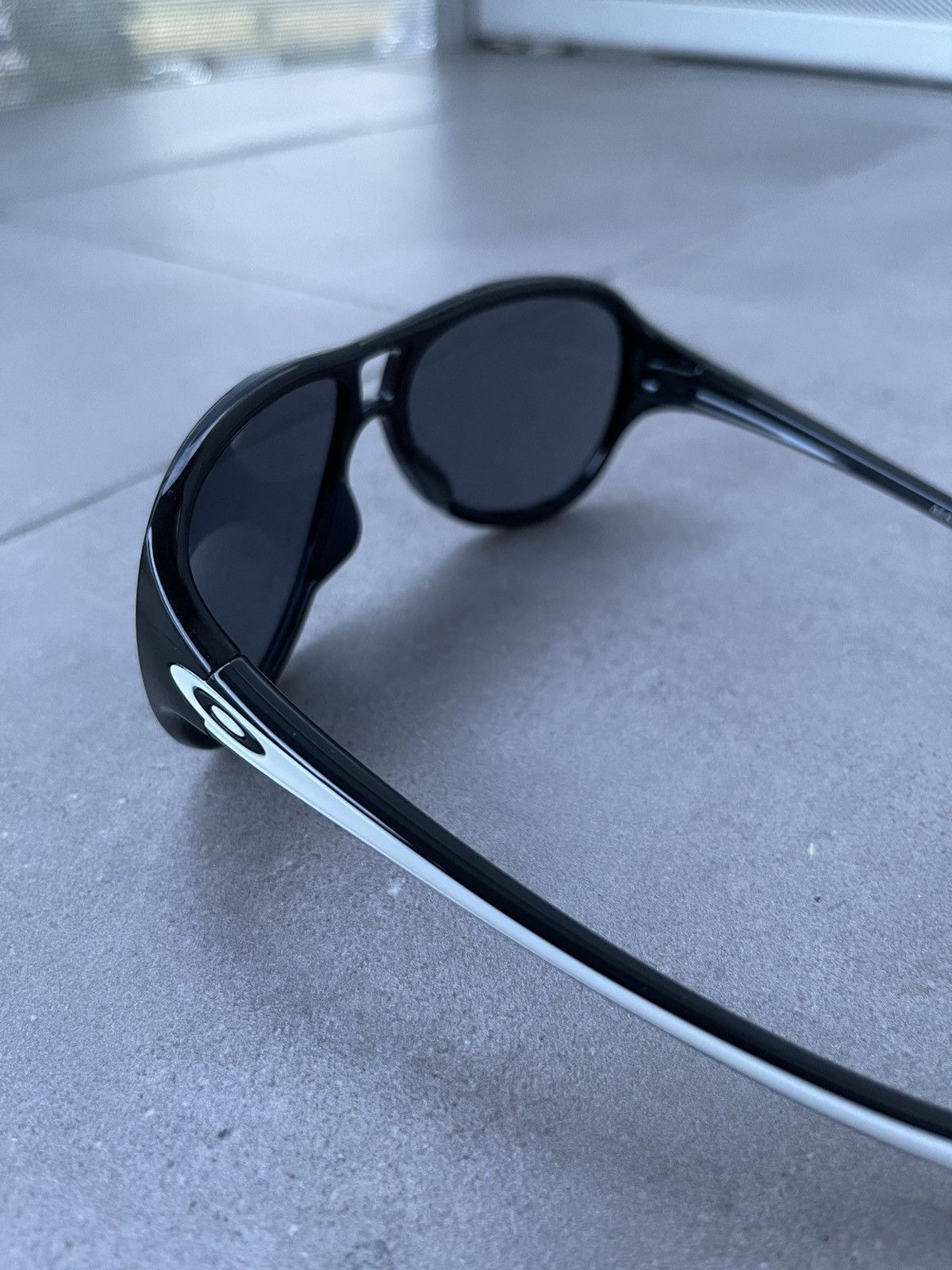 Oakley Oakley OO9177-01 "Twentysix.2" Black White Sunglasses Size ONE SIZE - 6 Thumbnail