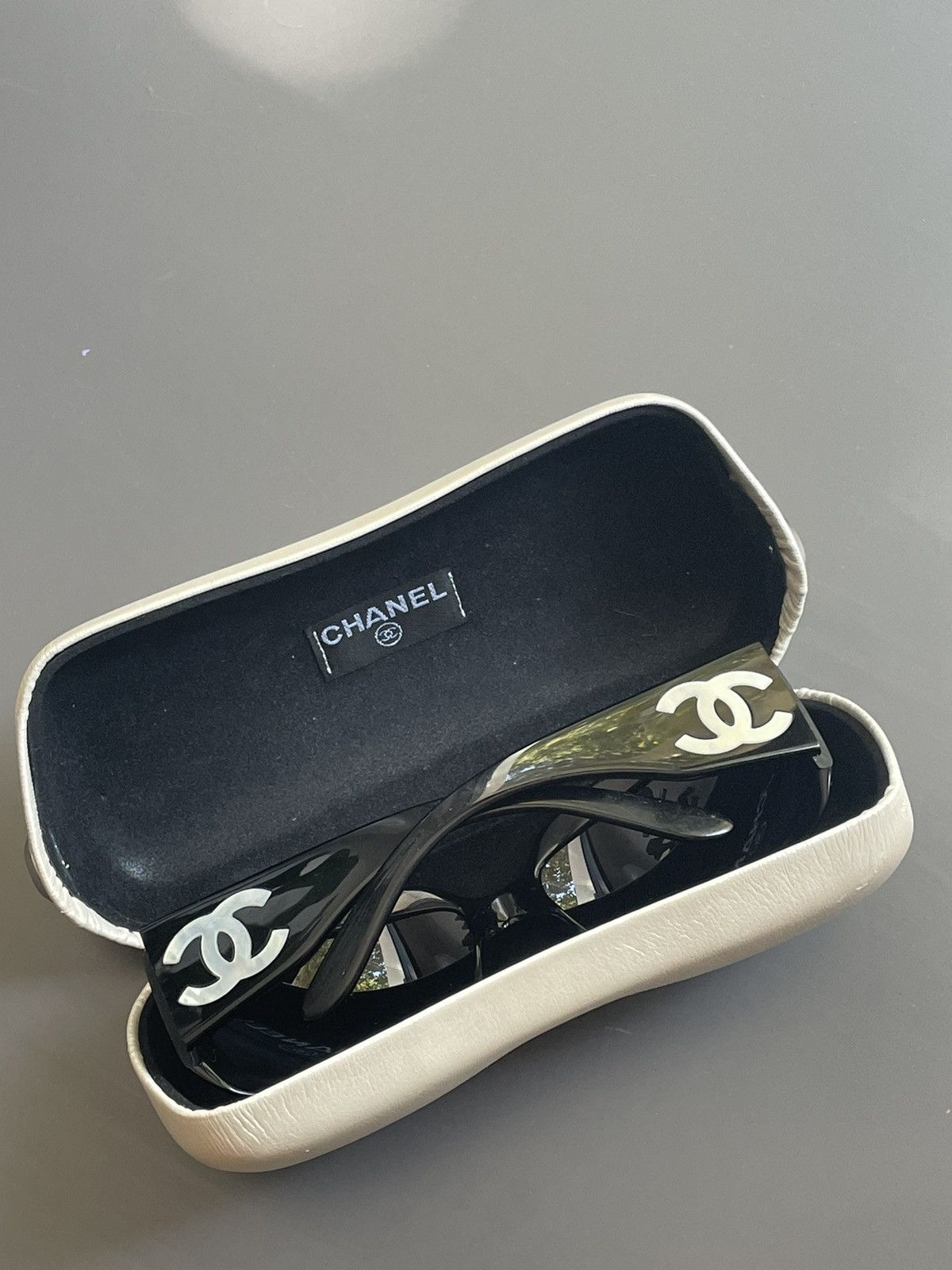 CHANEL SUNGLASSES 5076-H LOGO MOTHER OF PEARL ICONIC A0016