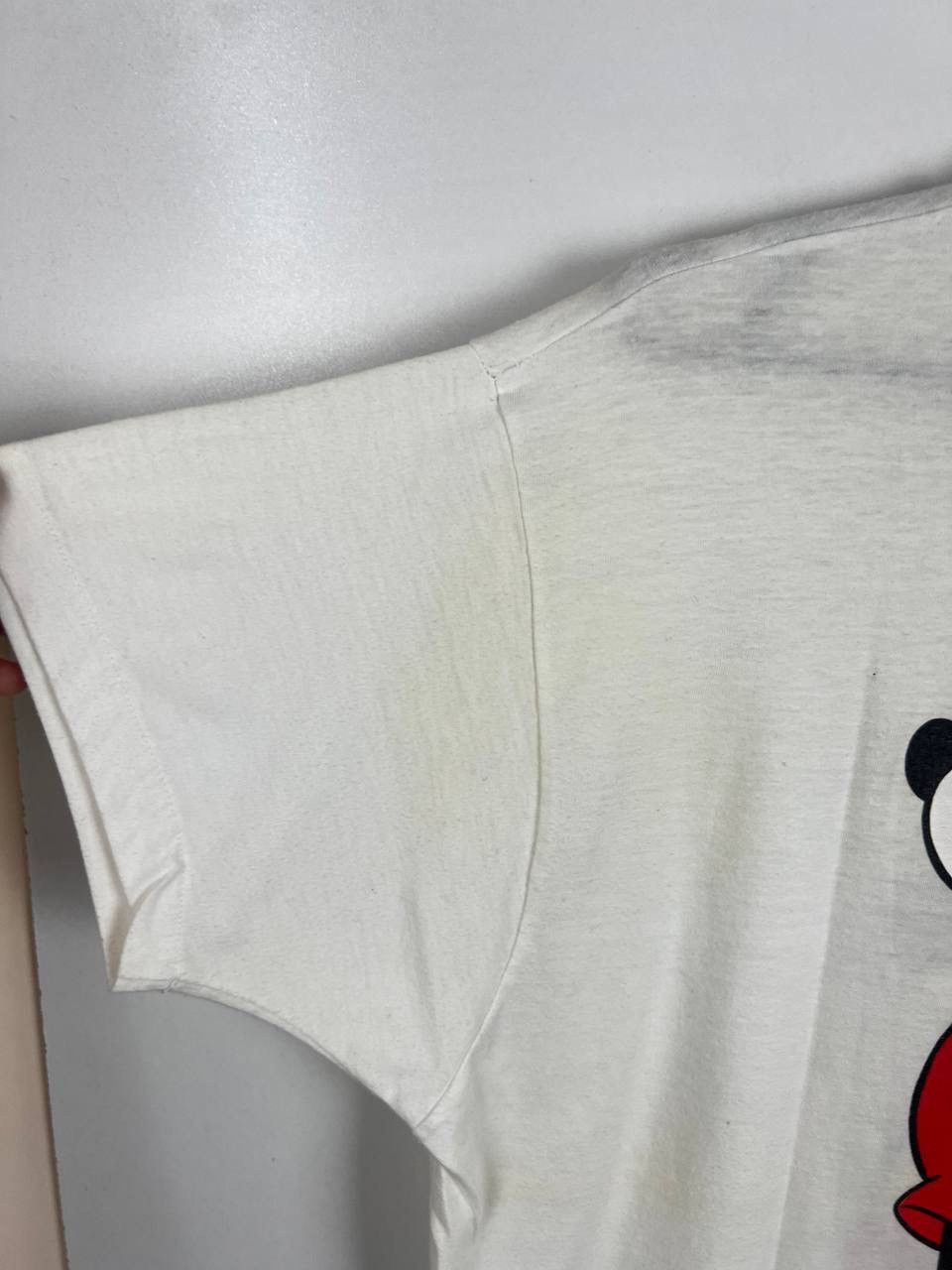 Mickey Mouse Mickey Mouse Disney 90s vintage t-shirts size L Size US L / EU 52-54 / 3 - 14 Thumbnail