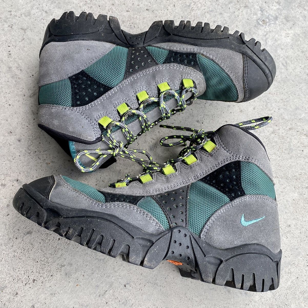 acg nike vintage
