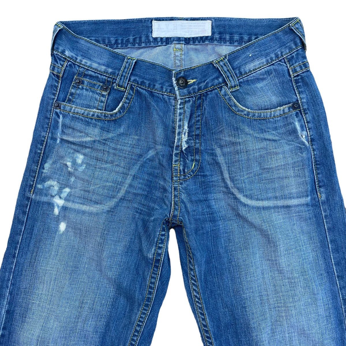 If Six Was Nine × Japanese Brand × Le Grande Bleu (L.G.B.) 🇯🇵 VINTAGE A.V.H LEATHER PATCH DENIM PANTS Size US 32 / EU 48 - 3 Thumbnail