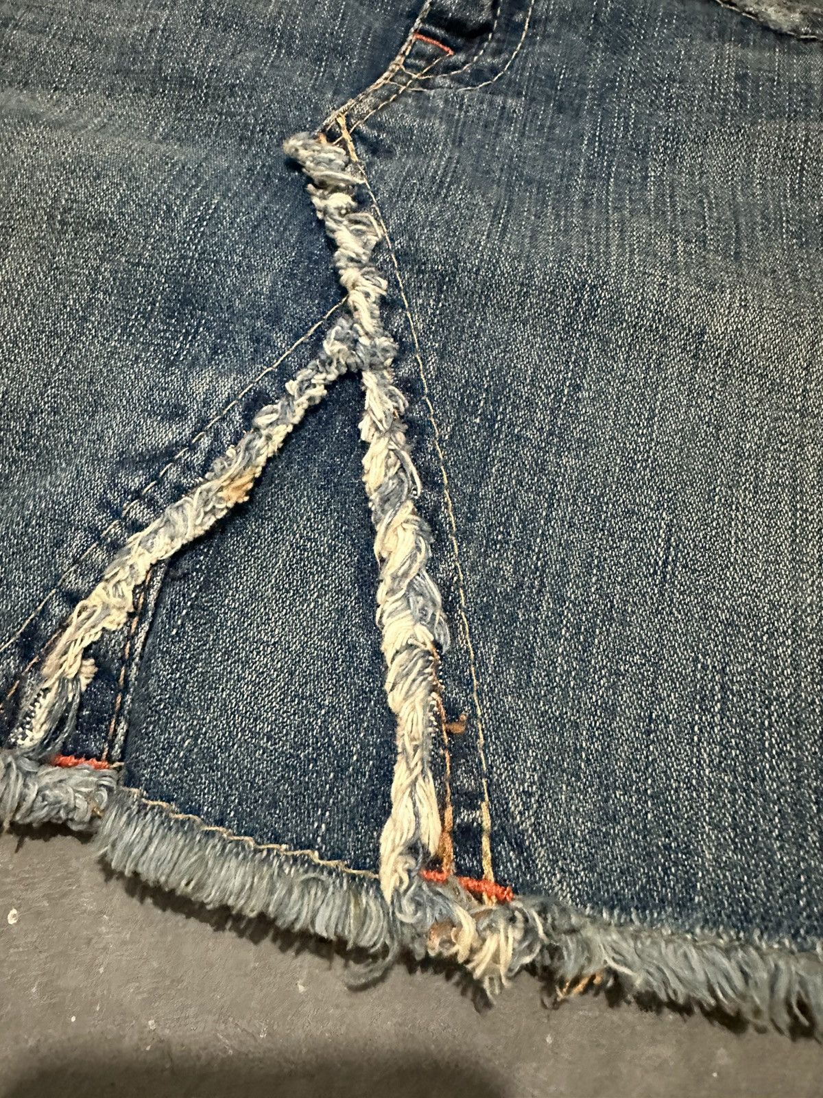 True Religion × Vintage True Religion Lola Distressed Mini Skirt Y2k Style Size 28" / US 6 / IT 42 - 6 Thumbnail
