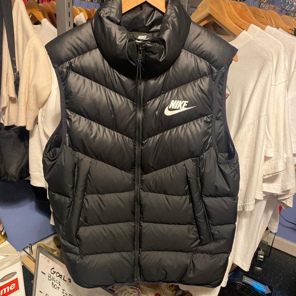 Nike Nike Puffer vest | Grailed