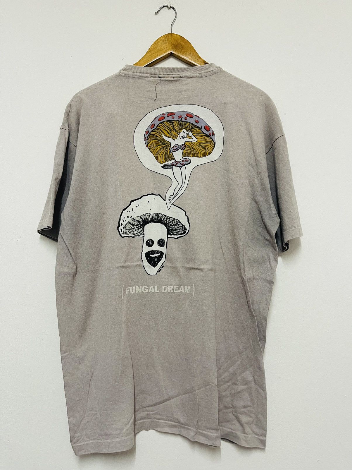 Vintage 90s Beatnik Brand 1996 Clothing T-Shirt / Streetwear