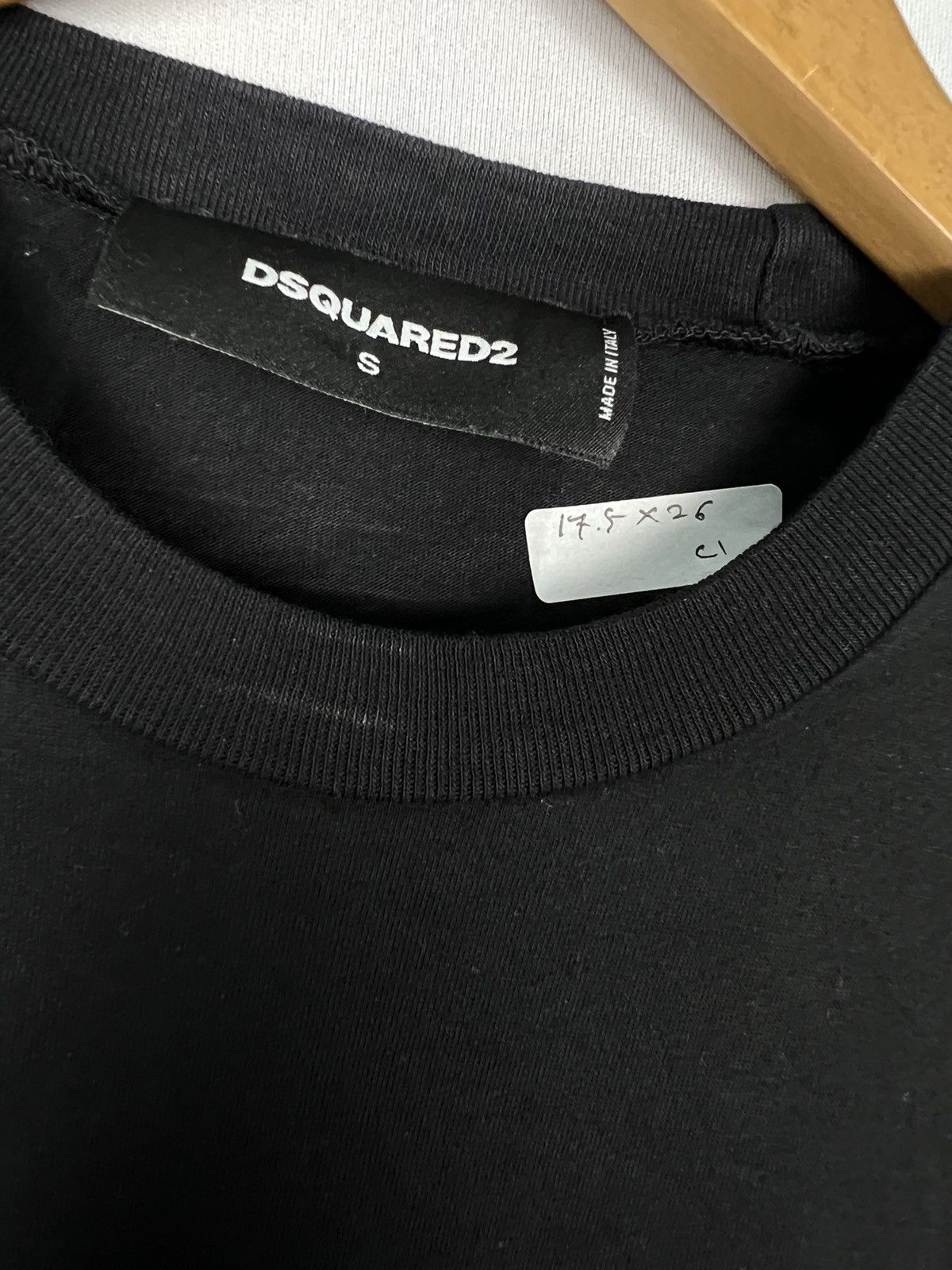 NOS DSQUARED 2 small size Skateboard