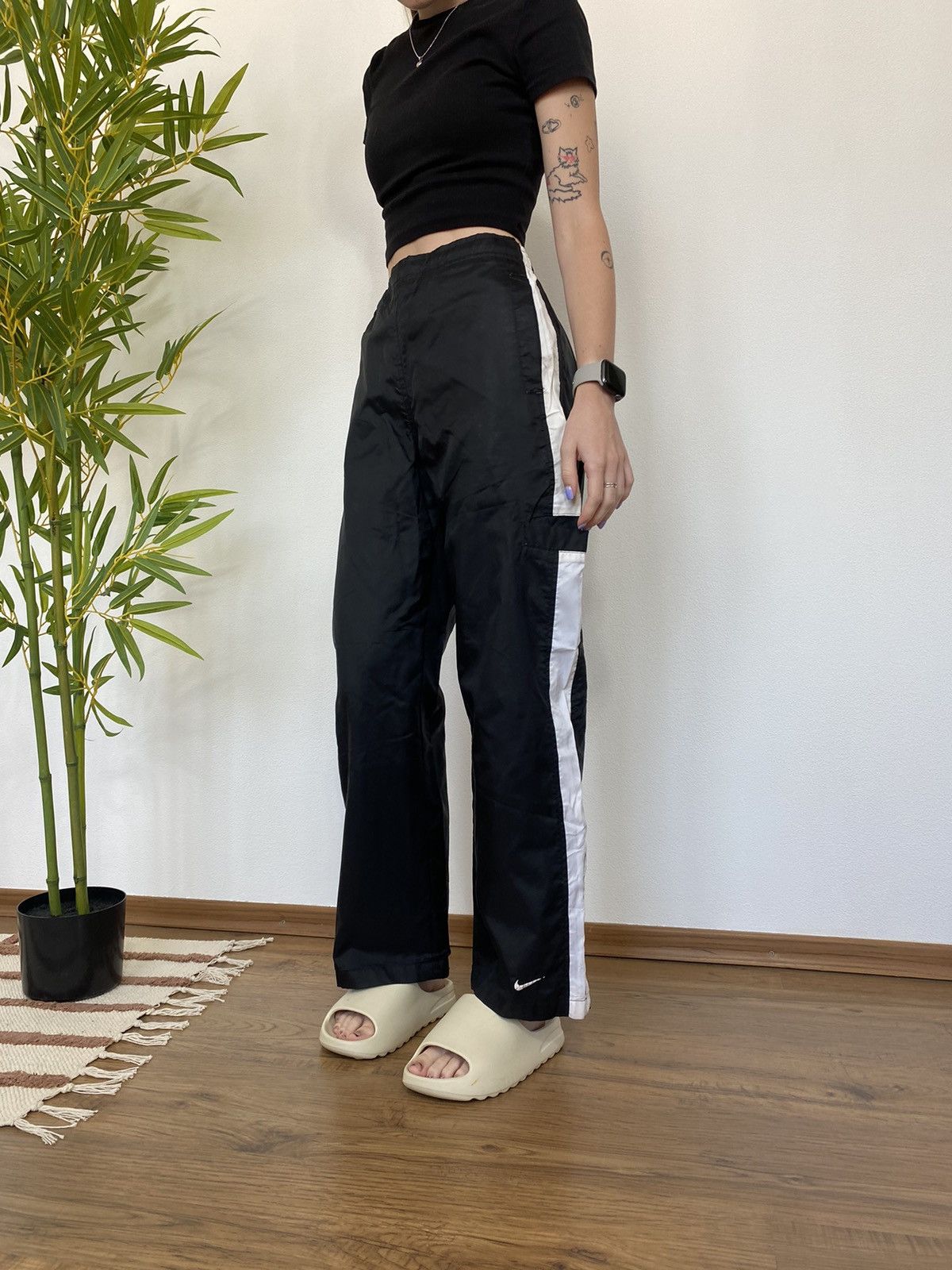 Nike DRILL NIKE MINI SWOOSH PANTS Size 28" / US 6 / IT 42 - 2 Thumbnail