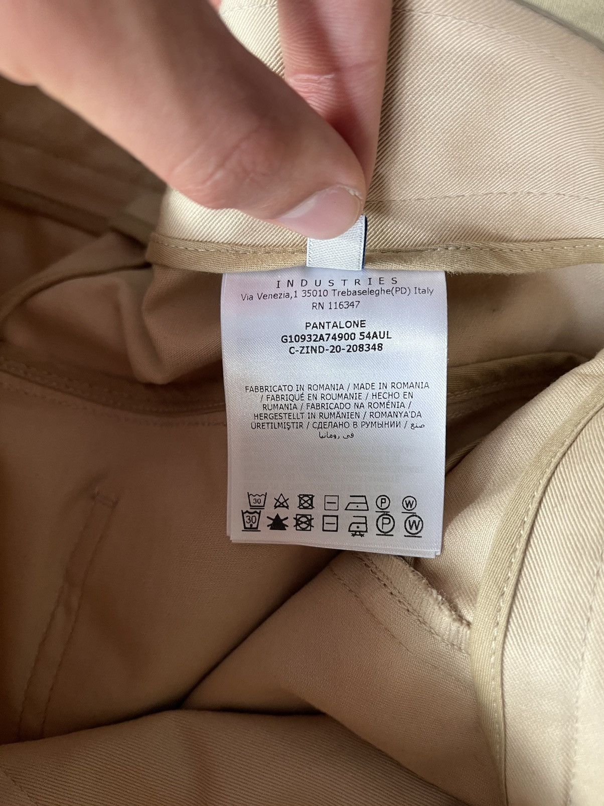 Moncler Moncler canvas avant garde culottes pants with patch Size 28" / US 6 / IT 42 - 15 Thumbnail