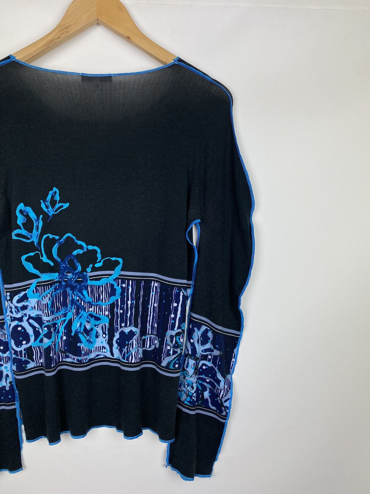 Kenzo VTG Y2K Kenzo Jeans ladie flower print long sleeve top tunic Size M / US 6-8 / IT 42-44 - 13 Thumbnail