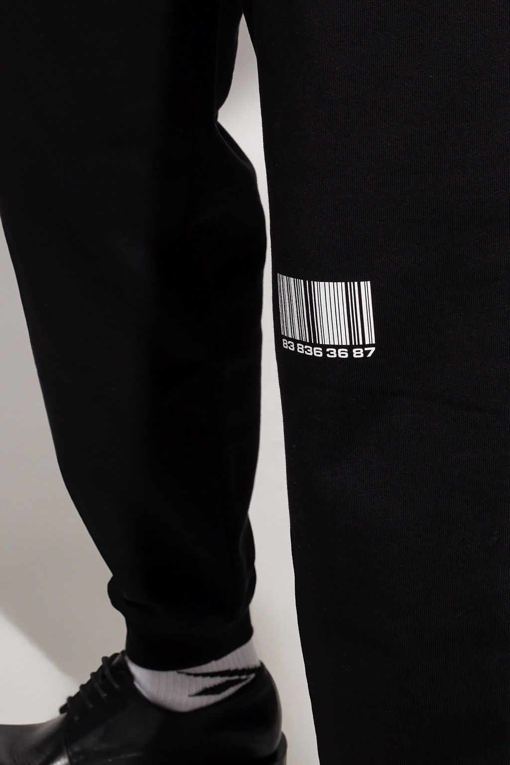 VTMNTS × Vetements VTMNTS Barcode Sweatpant Size US 30 / EU 46 - 10 Thumbnail