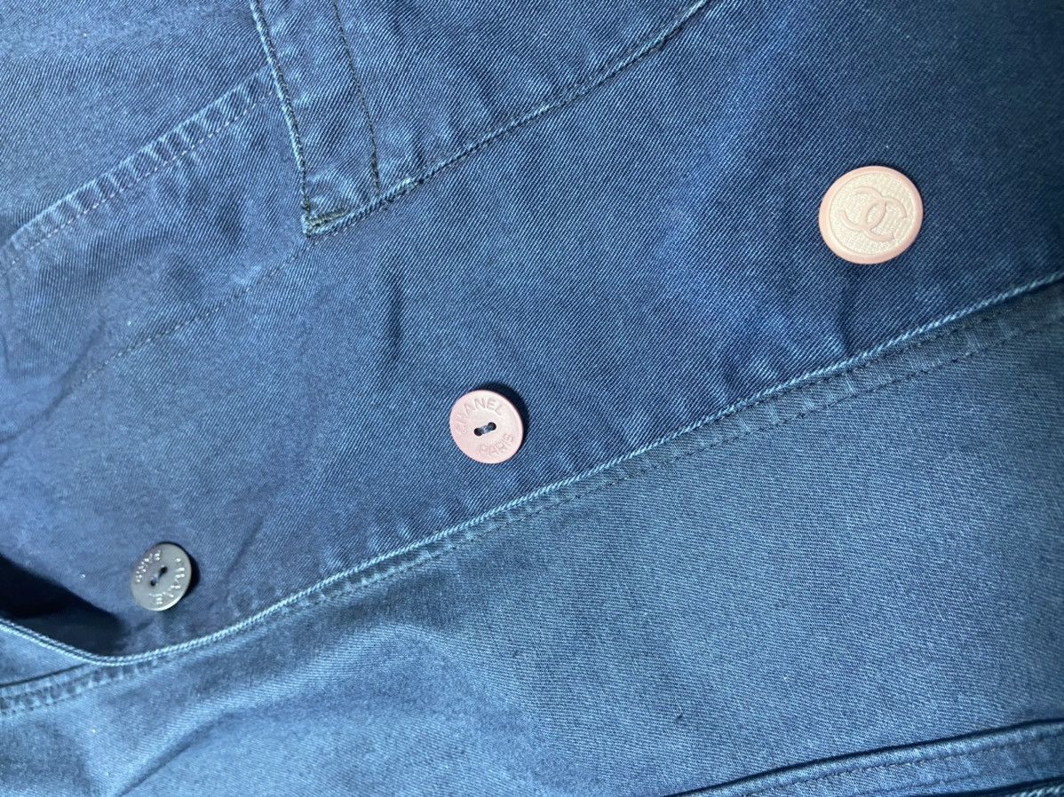 Chanel 38 Chanel three buttons denim jacket Size S / US 4 / IT 40 - 6 Thumbnail
