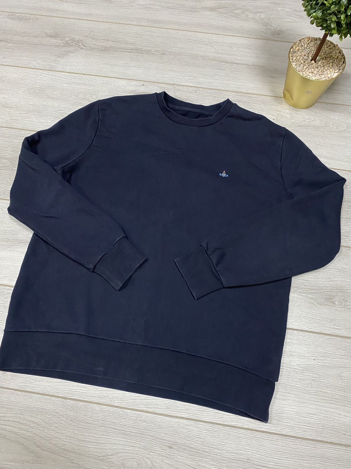 Vivienne Westwood Vivienne Westwood small orb sweatshirt Size US L / EU 52-54 / 3 - 5 Thumbnail