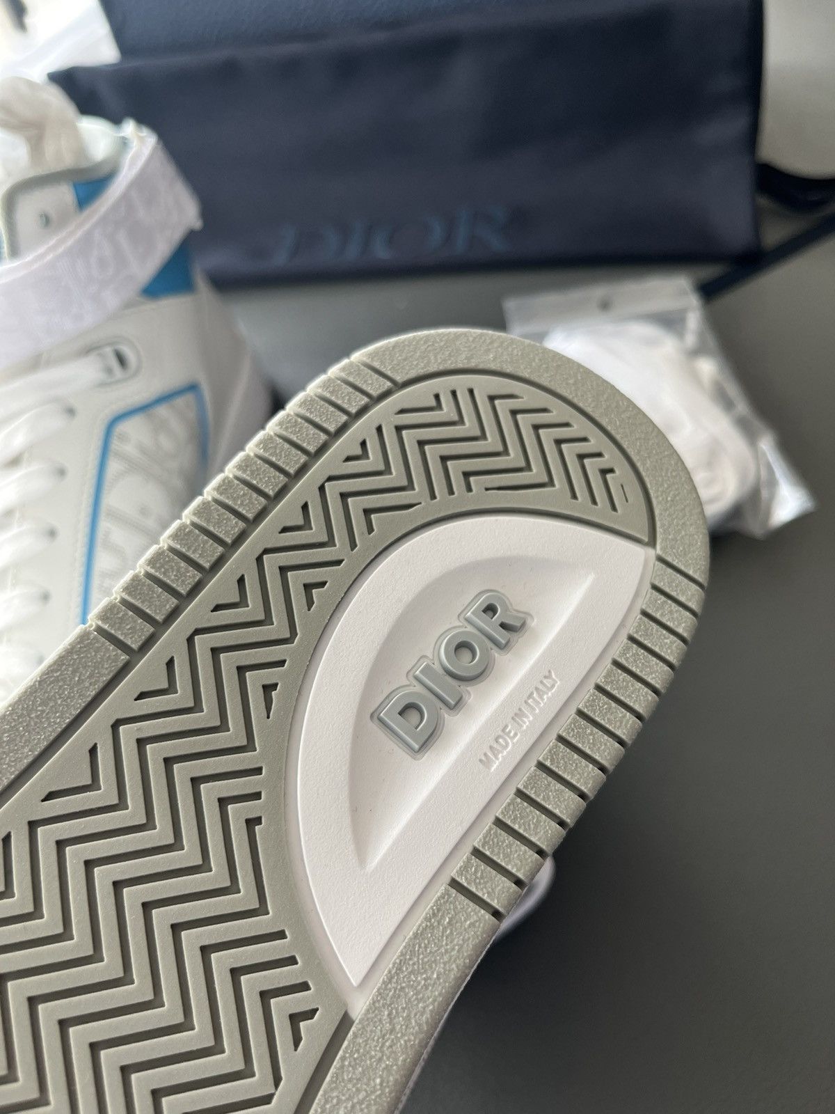 Dior Brand New Limited Edition Dior Logo Sneaker Size US 11 / EU 44 - 12 Thumbnail