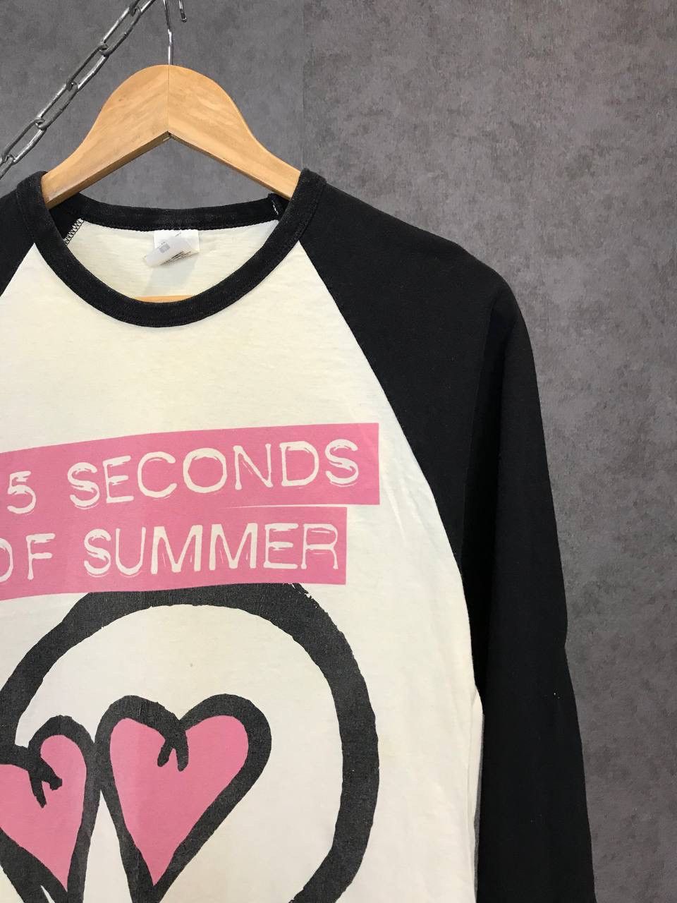 Band Tees 5 second of summer band tour longsleeve Size US S / EU 44-46 / 1 - 2 Thumbnail