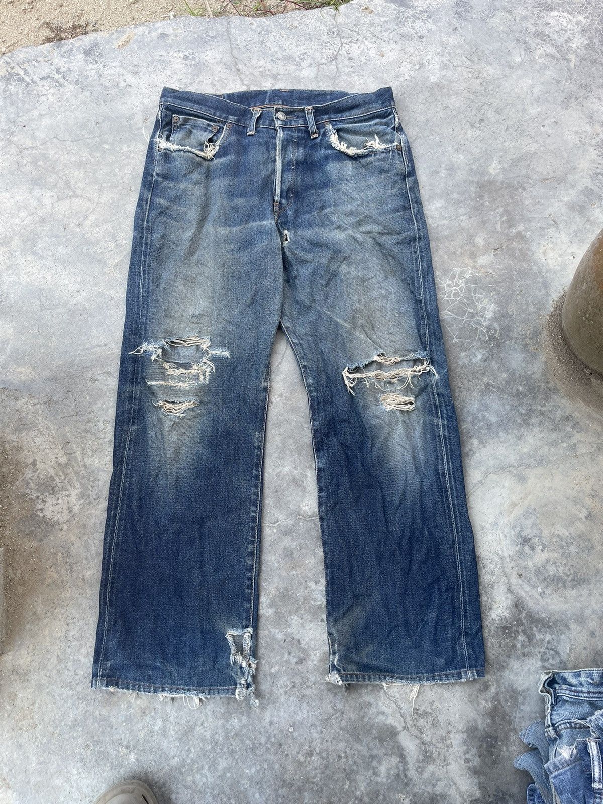 Edwin Vintage Edwin 505 Straight Cut Distressed Baggy Jeans Size US 32 / EU 48 - 1 Thumbnail