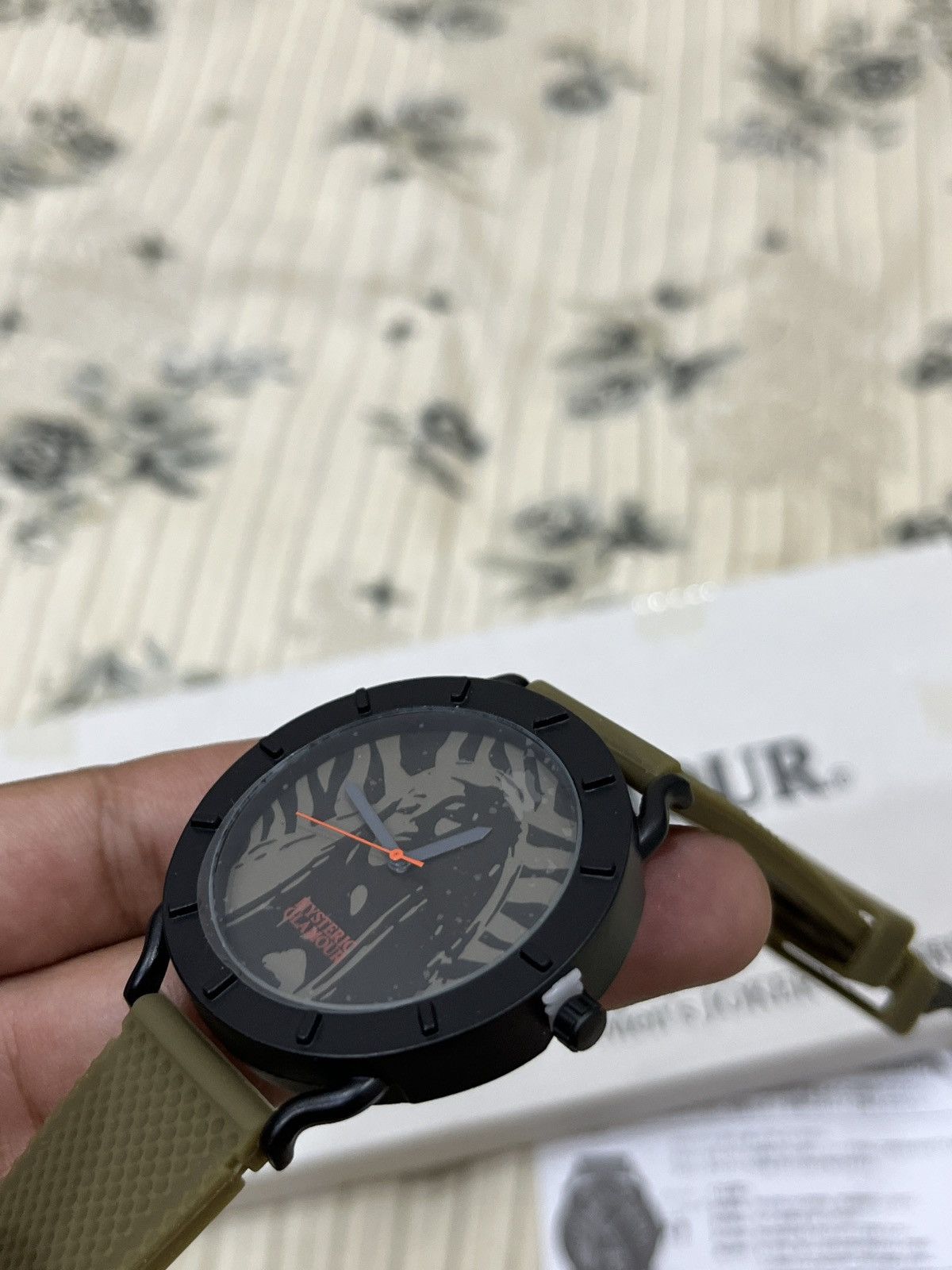 Hysteric Glamour 🔥💣 ARCHIVE HYSTERIC GLAMOUR MENS JOKER MILITARY WATCH Size ONE SIZE - 5 Thumbnail