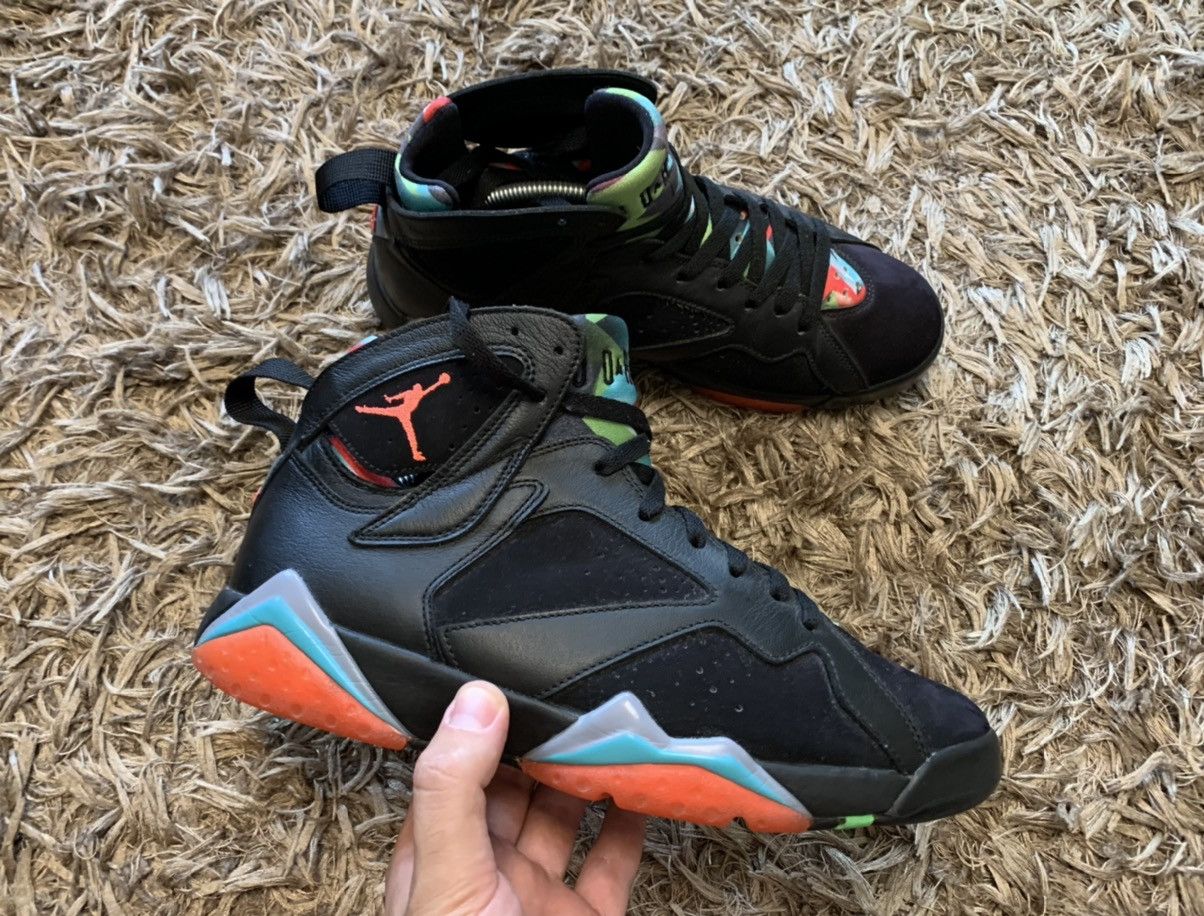 Jordan Brand Air Jordan Retro 7 30th Barcelona Night Hightop sneakers 9US Size US 9 / EU 42 - 2 Thumbnail