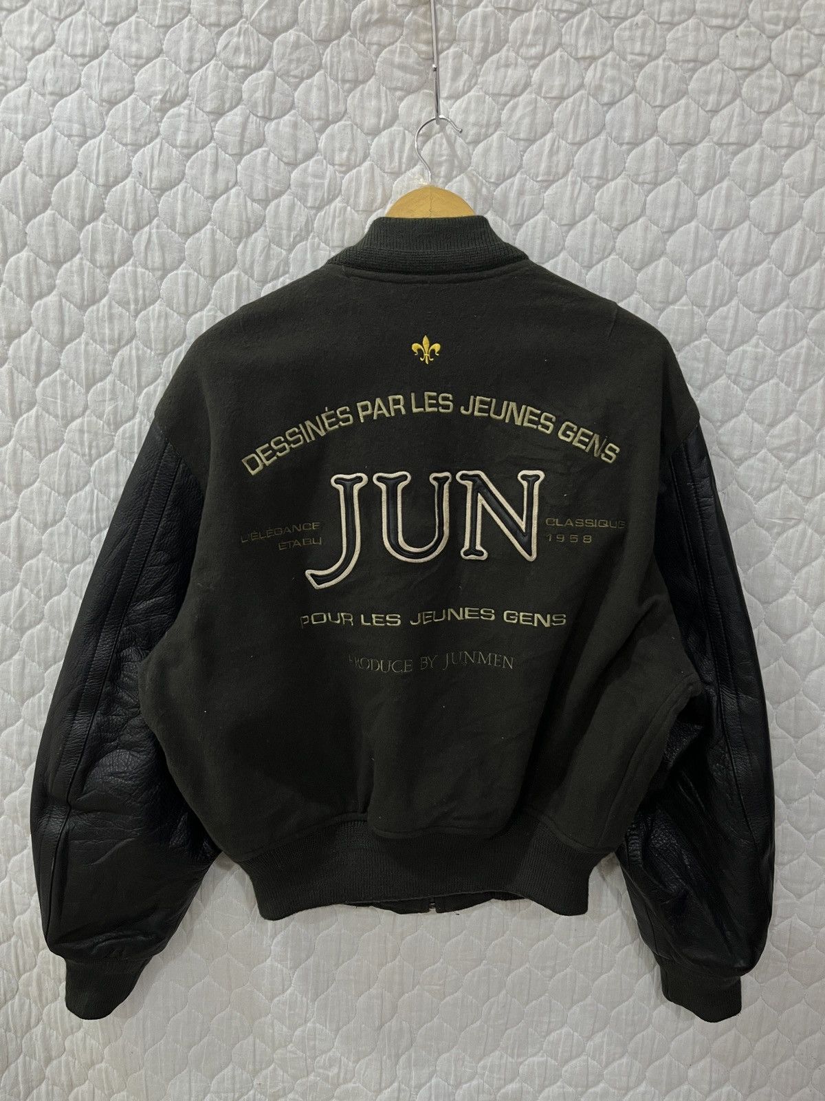 Genuine Leather (Uuuu). VINTAGE JUN MEN VARSITY BOMBER JACKET Size US M / EU 48-50 / 2 - 1 Thumbnail