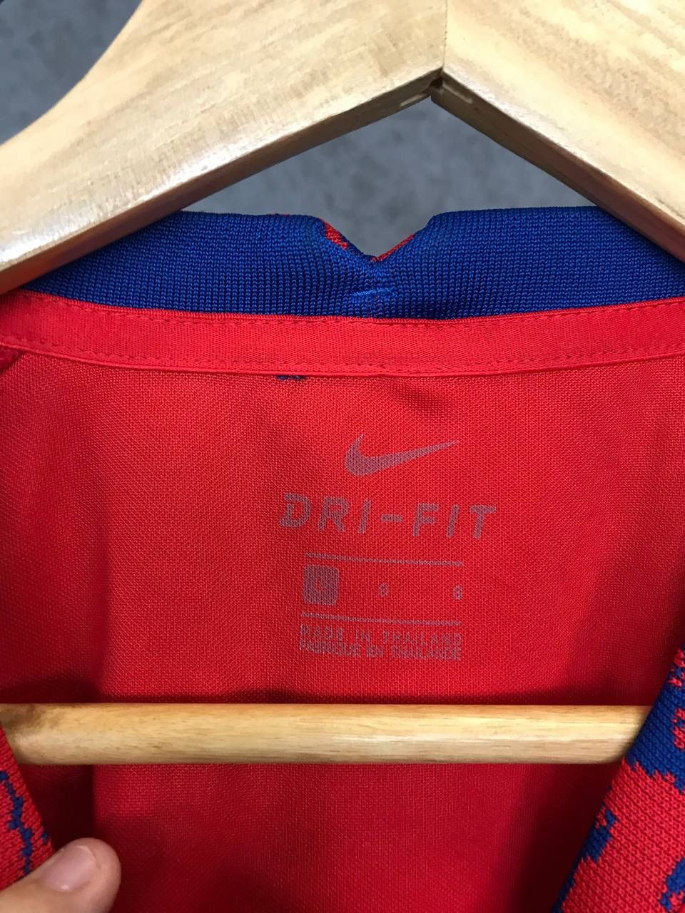 Nike Nike England Soccer Jersey sportwear tee Size US L / EU 52-54 / 3 - 4 Thumbnail
