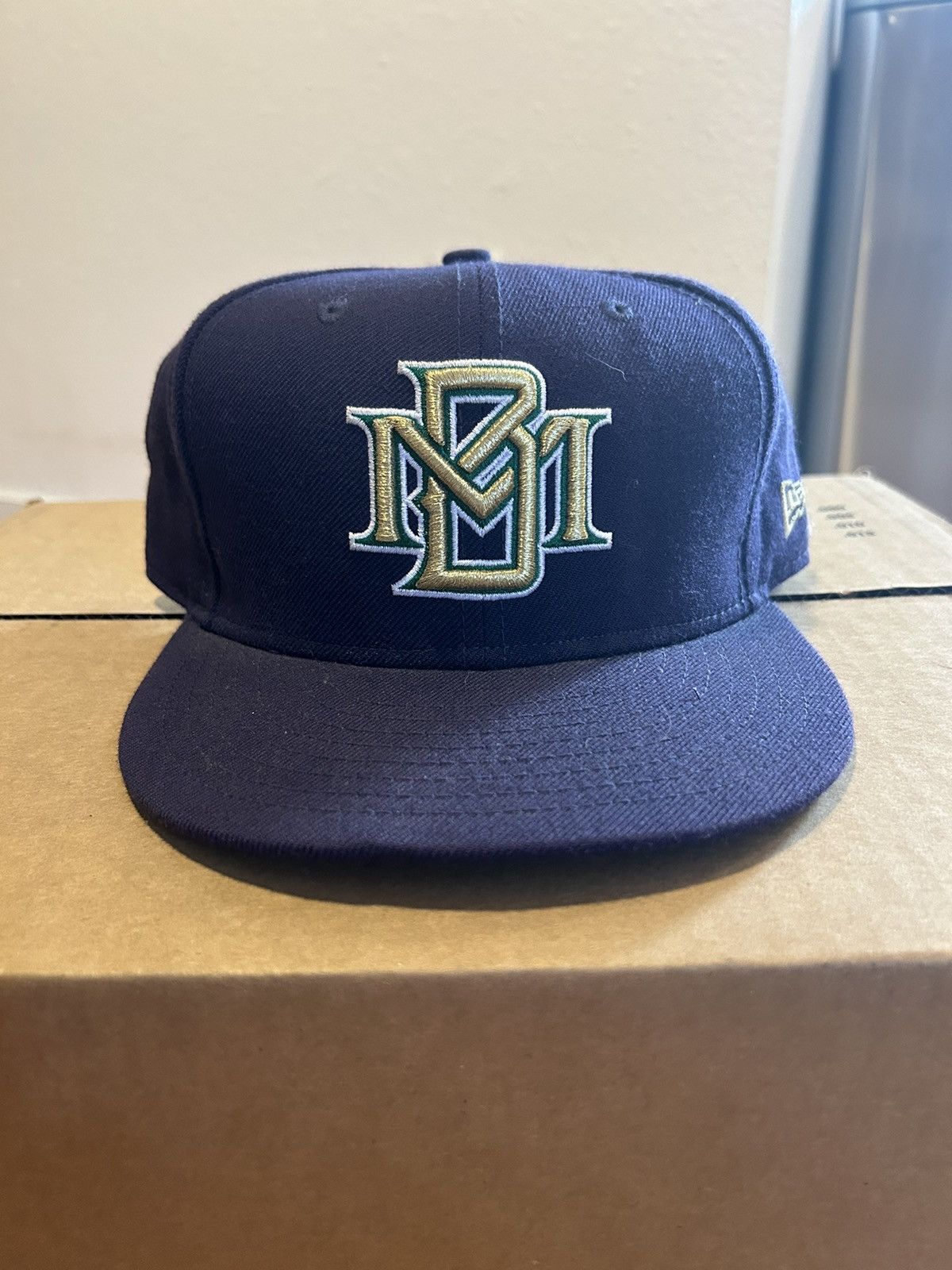 MLB Milwaukee Brewers New Era Hat Club 7 1/2 1994-1996 Logo Size ONE SIZE - 1 Thumbnail