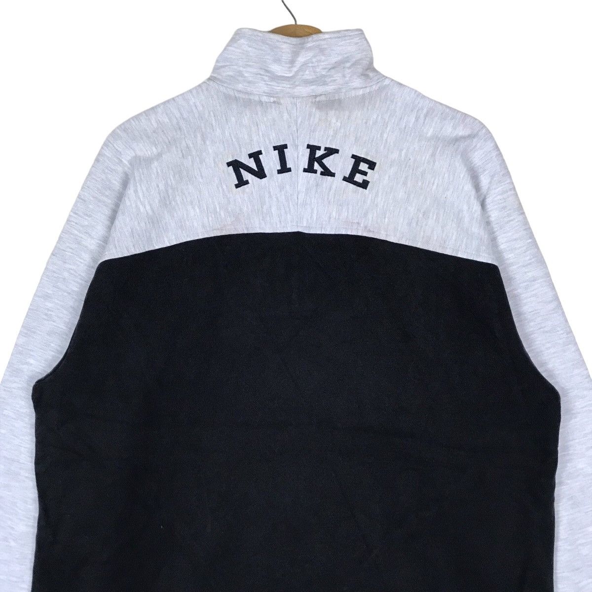 Nike Small Logo Quarter Zip Pullover Jumper Sweatshirt