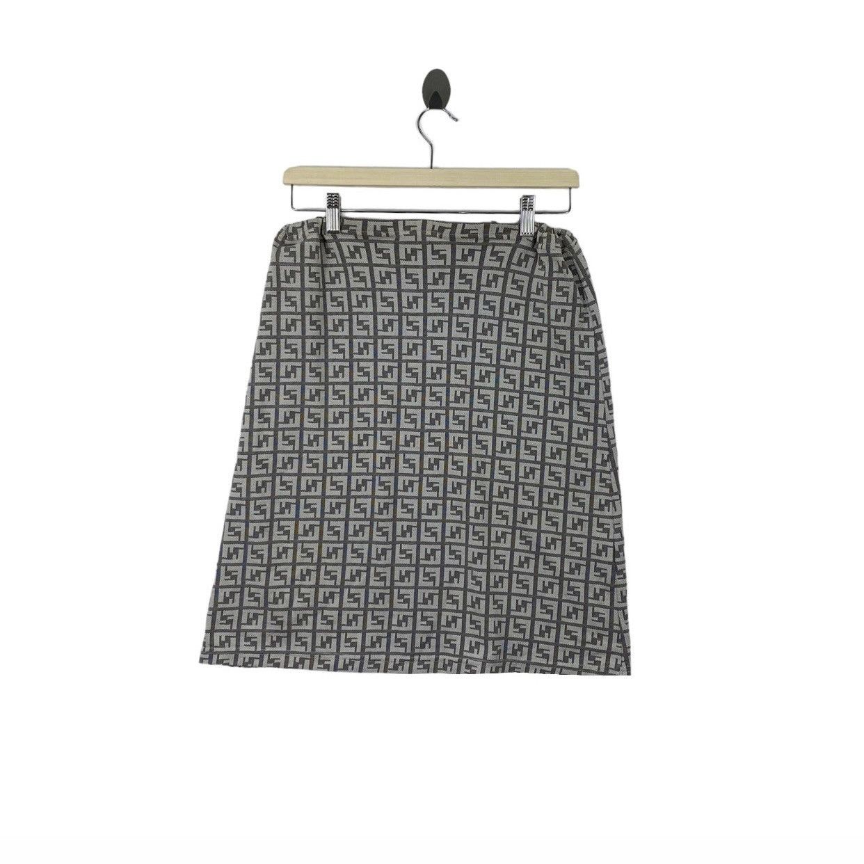 Fendi Vintage FENDI MARE Italy Brand Monogram Grey Skirt Size 30" / US 8 / IT 44 - 2 Thumbnail