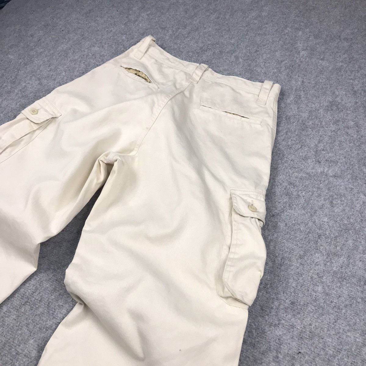 Japanese Brand BAGGY CARGO SUNNY CLOUDS CARGO CREAM PANTS Size US 28 / EU 44 - 12 Thumbnail