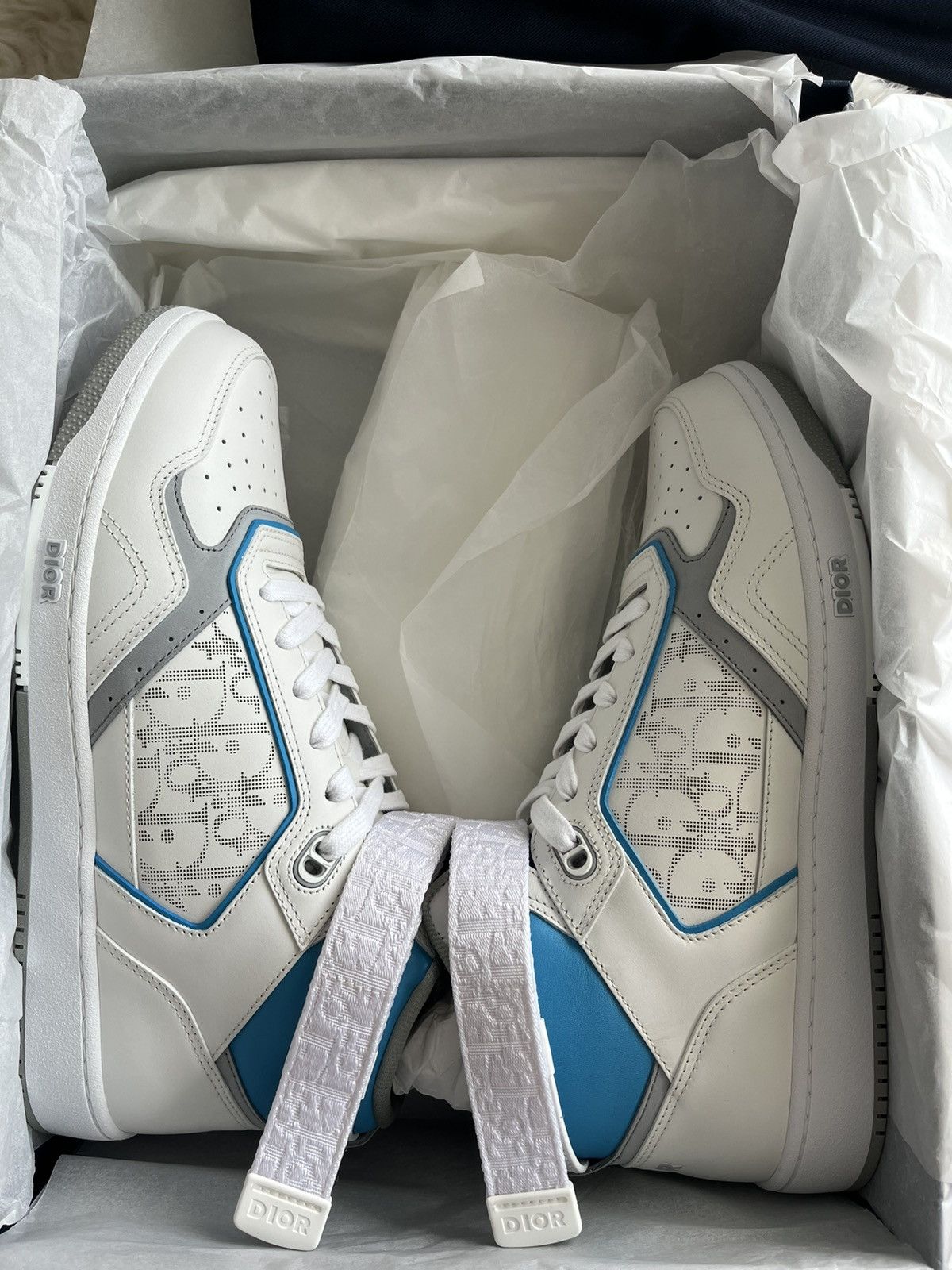 Dior Brand New Limited Edition Dior Logo Sneaker Size US 11 / EU 44 - 5 Thumbnail