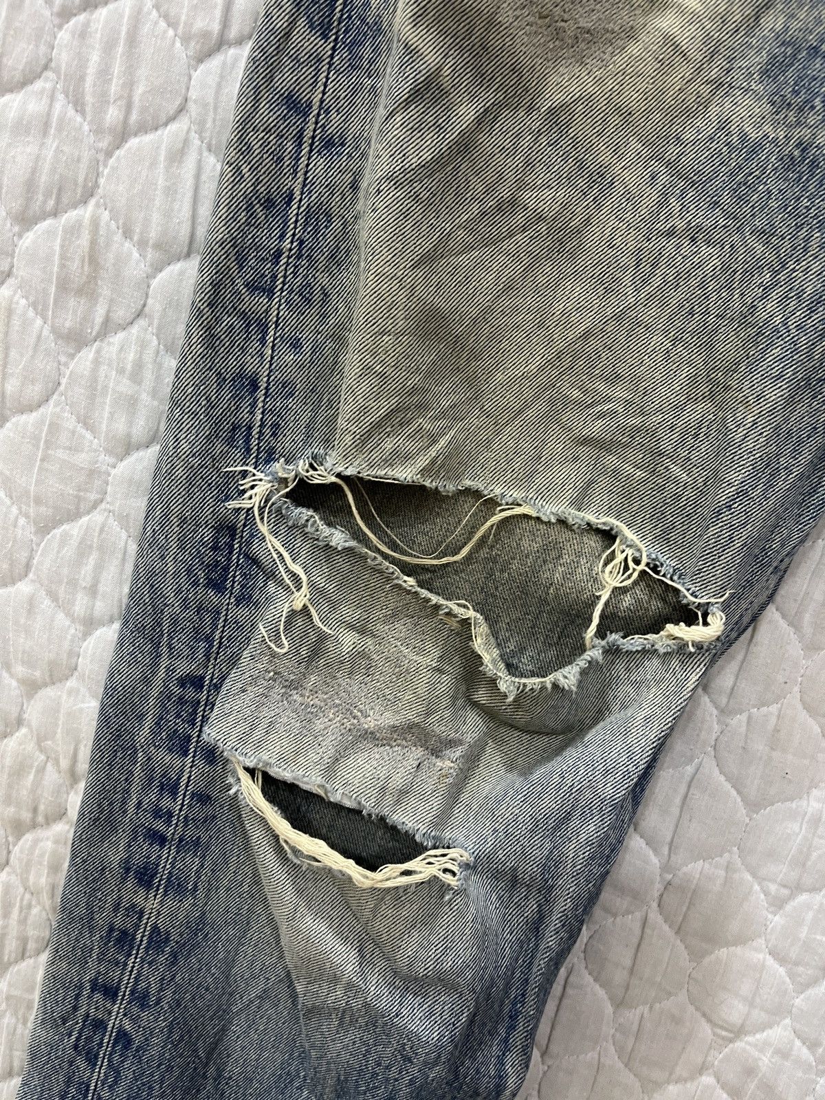 Levi's (Uuuu). RARE VTG LEVIS DISTRESSED DENIM Size US 33 - 4 Thumbnail