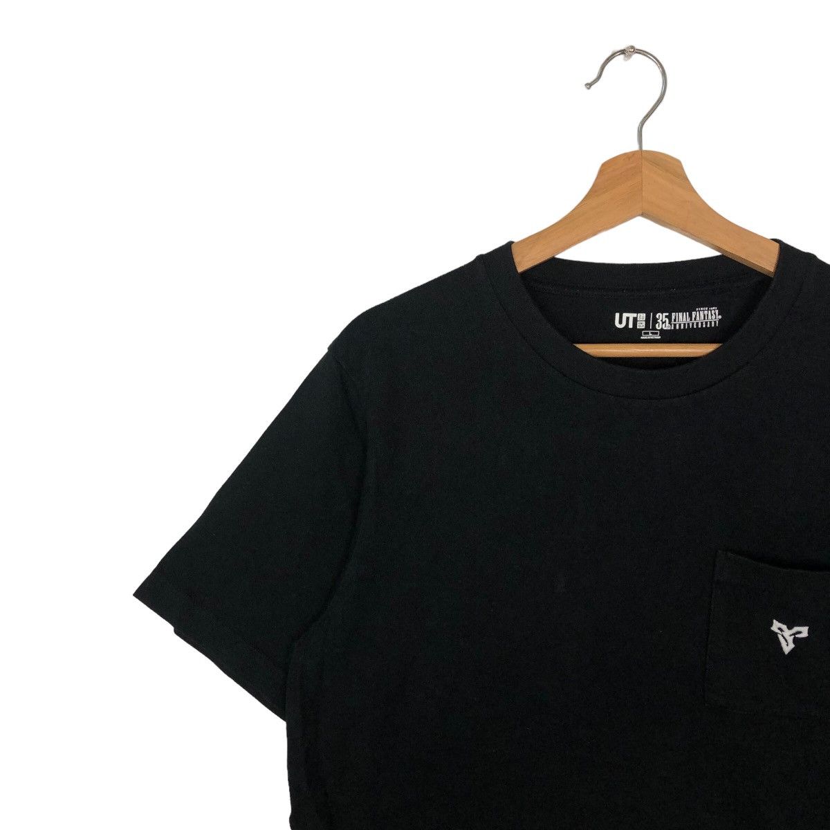 Japanese Brand VINTGE MOVIE TEE FINAL FANTASY X BIG LOGO JAPAN Size US L / EU 52-54 / 3 - 7 Thumbnail