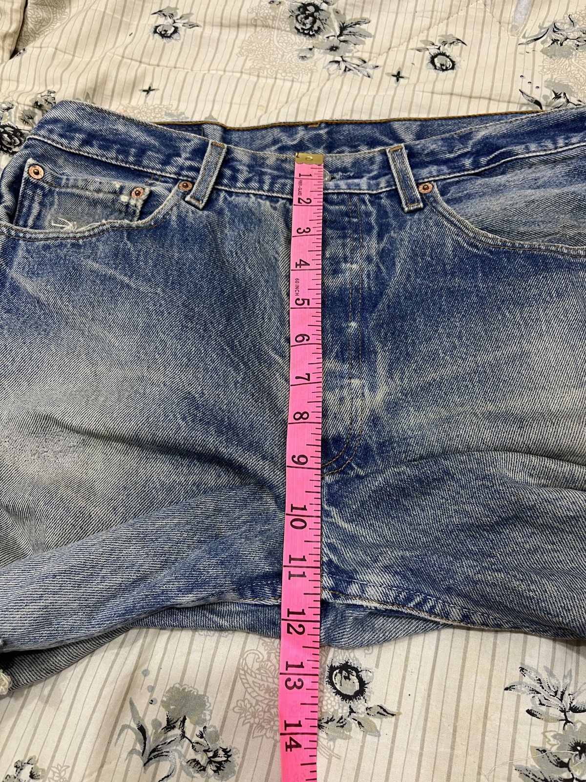 Levi's (Uuuu). RARE VTG LEVIS DISTRESSED DENIM Size US 33 - 21 Thumbnail