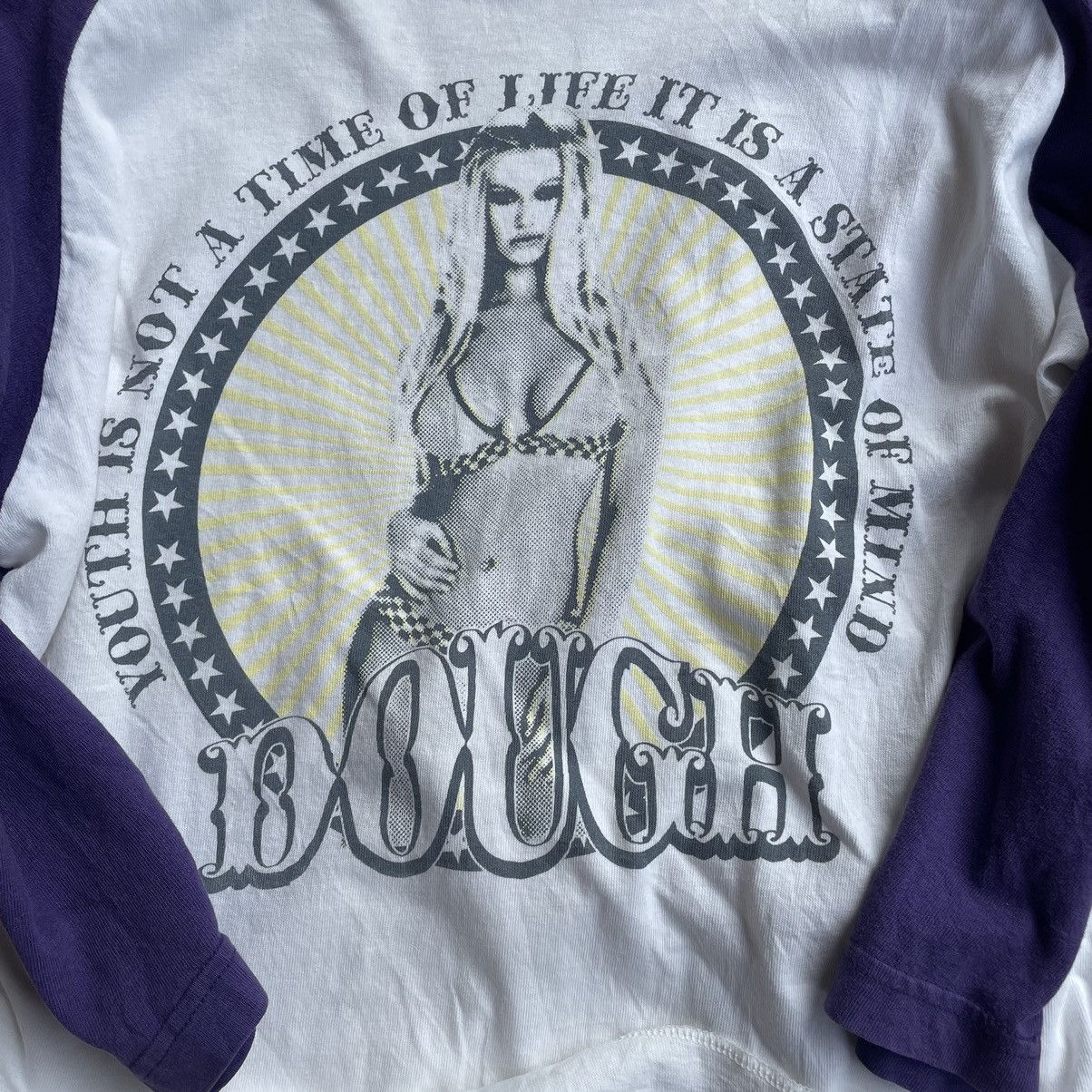 Beauty Beast 🇯🇵 FOX GLOVE NAKED SEXY LADIES WORDING RAGLAN TSHIRT Size US L / EU 52-54 / 3 - 8 Thumbnail