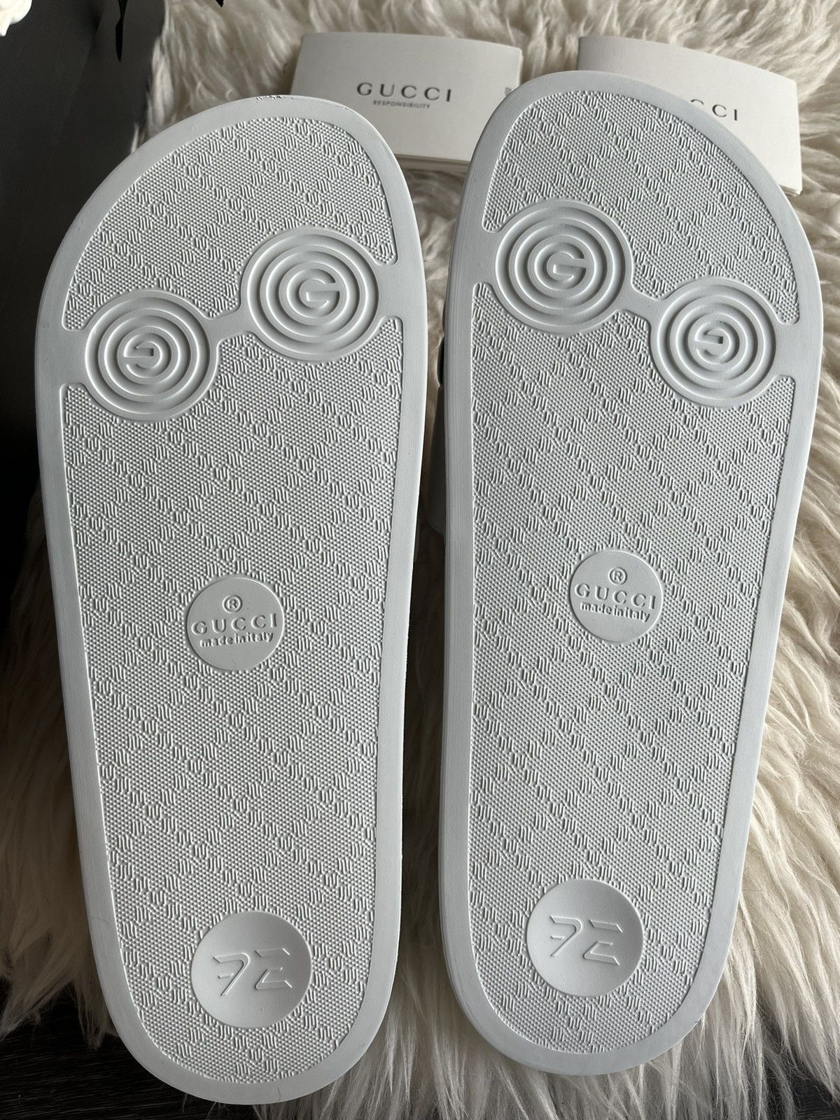 Gucci Super Runway Brand New Gucci Logo Leather Sandal Slides Rare Size US 9 / EU 42 - 5 Thumbnail