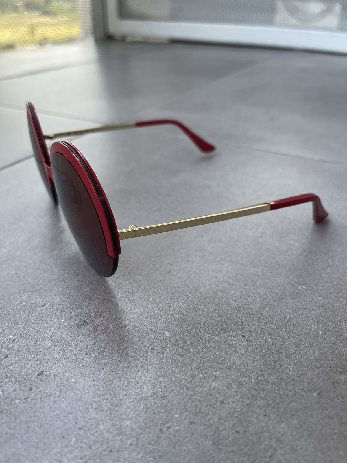 Marni Marni ME103S 613 Red Gold Round Sunglasses Size ONE SIZE - 5 Thumbnail
