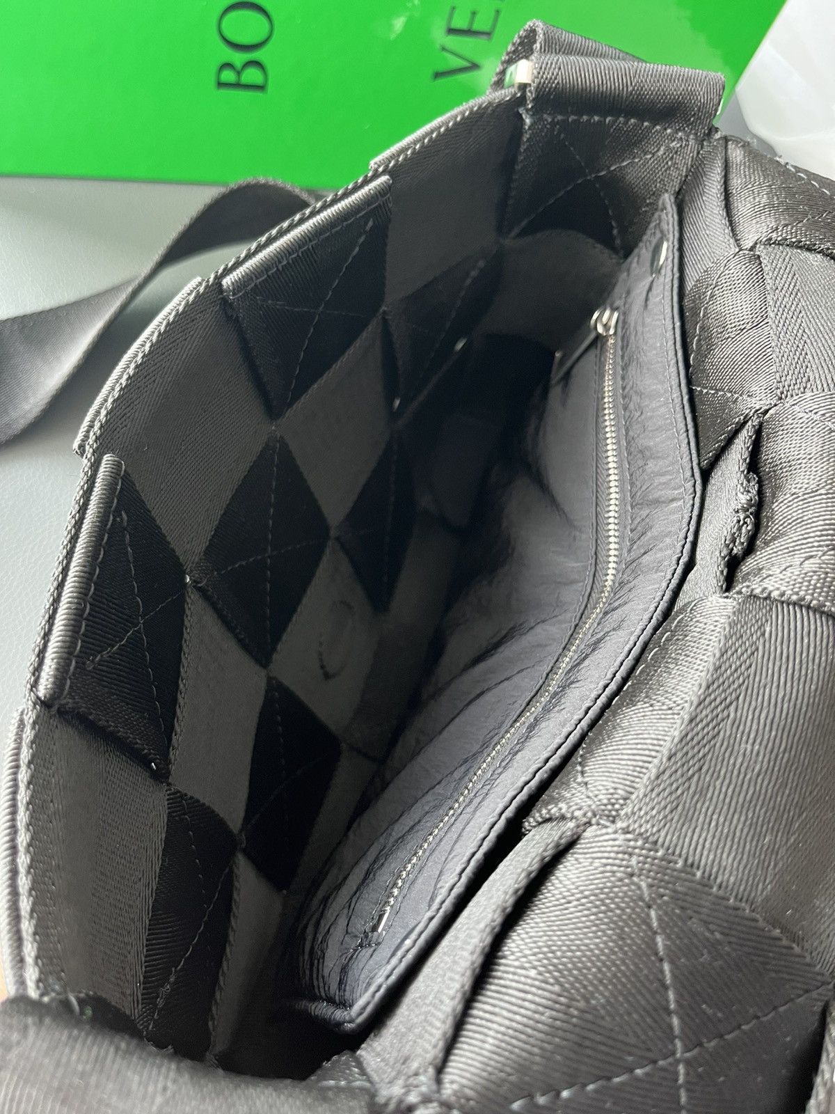 Bottega Veneta Bottega Veneta Woven Cassette Bag Runway Limited Edition Size ONE SIZE - 17 Thumbnail