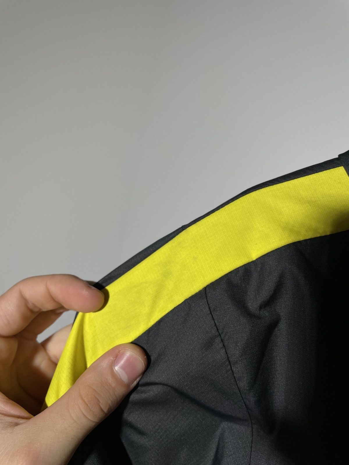 Nike 2016 2017 | Manchester City Nike Rain Soccer Jacket Size US L / EU 52-54 / 3 - 15 Thumbnail