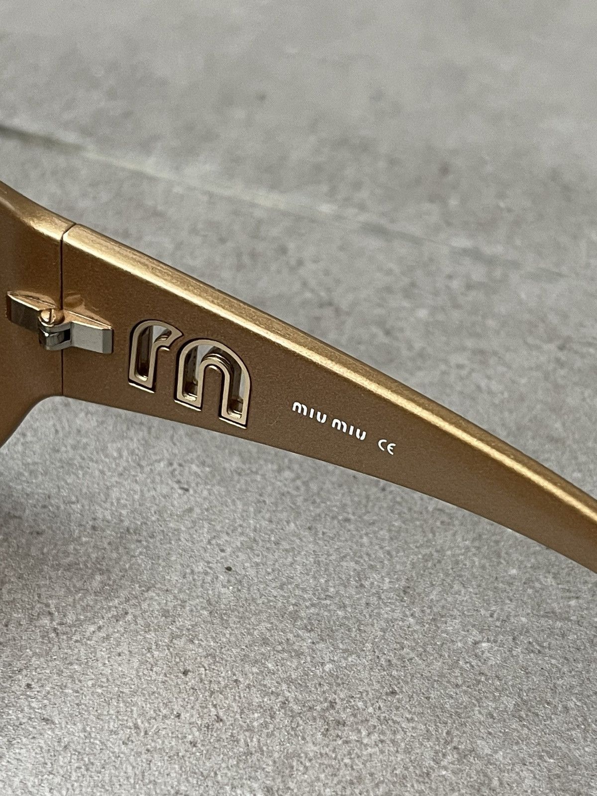 Prada !DS! Miu Miu SMU08H 7PO-7K1 Shiny Gold Sunglasses Size ONE SIZE - 12 Thumbnail