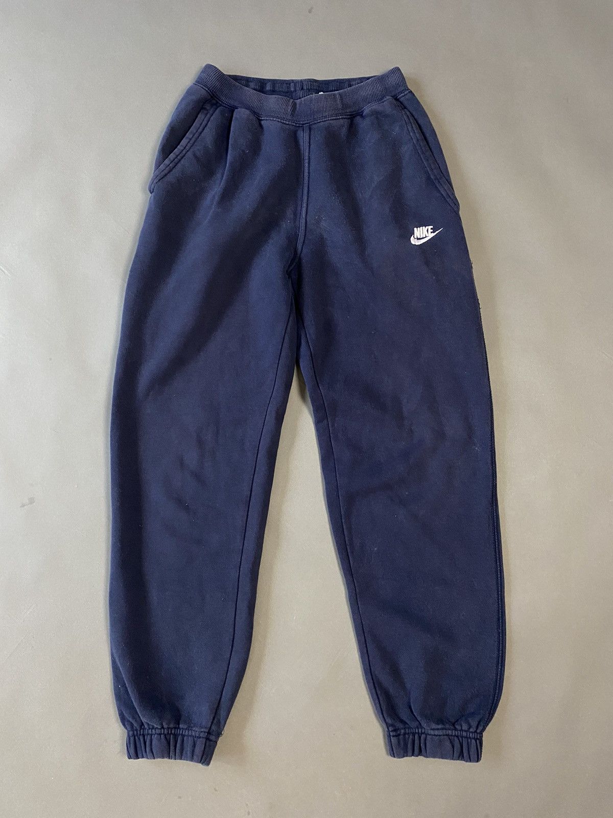 Nike Nike vintage navy sweatpants small logo Size US 28 / EU 44 - 1 Thumbnail