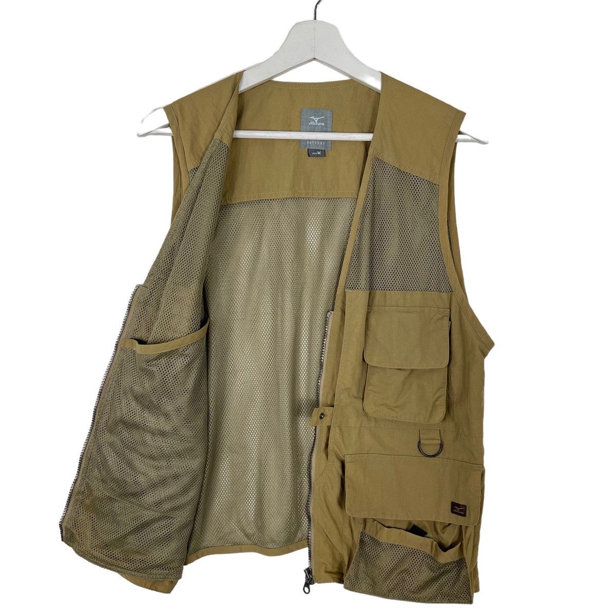 Mizuno 💥 MIZUNO MULTI POCKET TECHNICAL SURVIVAL NET VEST Size US M / EU 48-50 / 2 - 6 Thumbnail