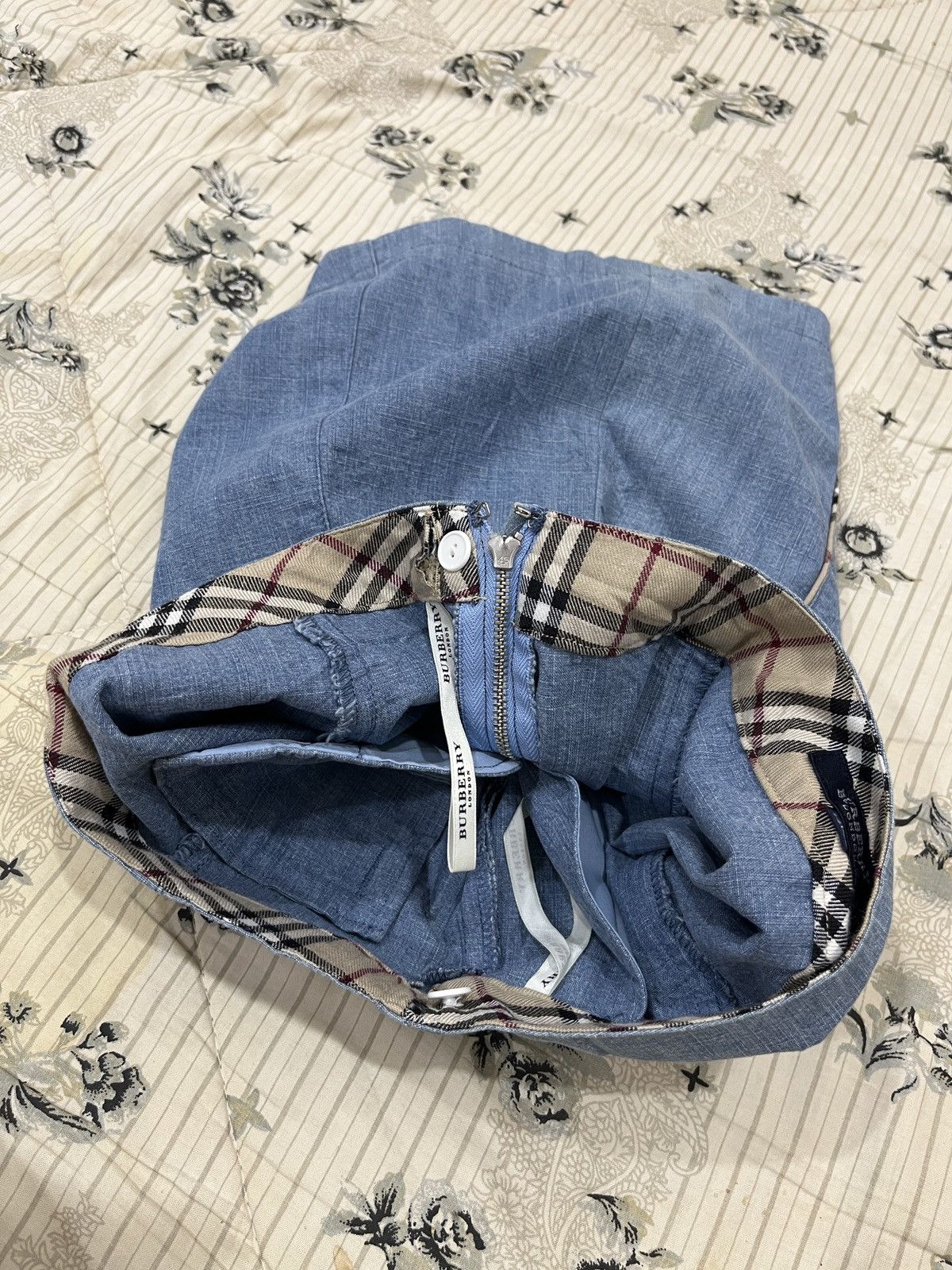 Burberry (Rrrr). BURBERRYS LONDON SKIRTS Size 25" / US 0 / IT 36 - 8 Thumbnail